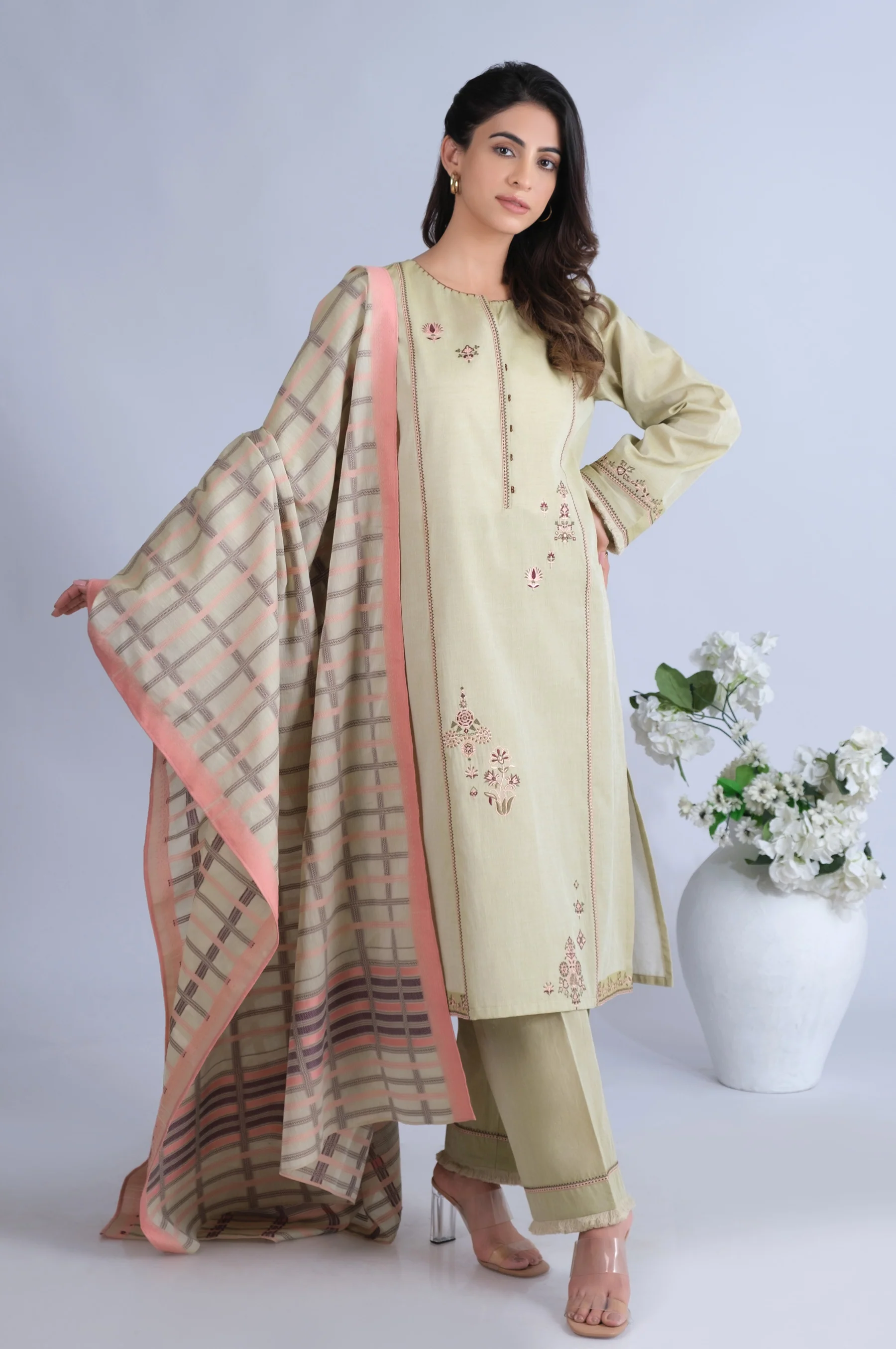 Unstitched 3 Piece Embroidered Yarn Dyed Jacquard Suit - Image 4