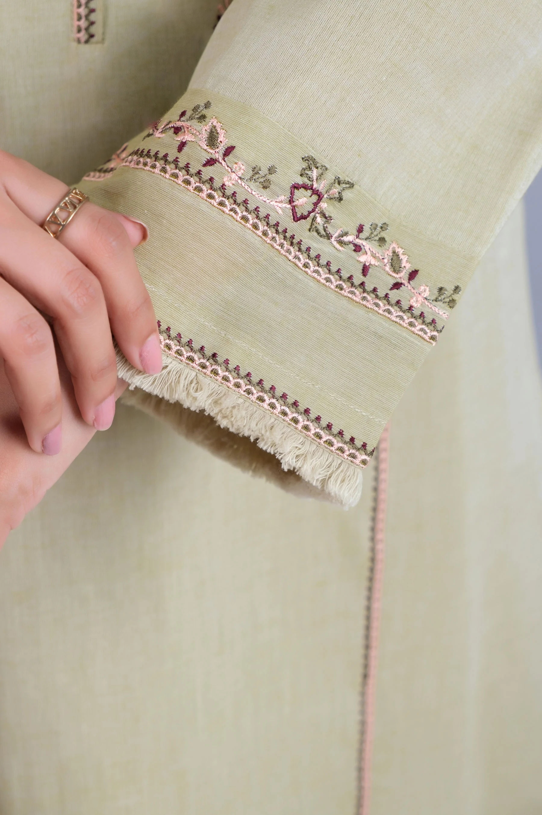 Unstitched 3 Piece Embroidered Yarn Dyed Jacquard Suit - Image 6