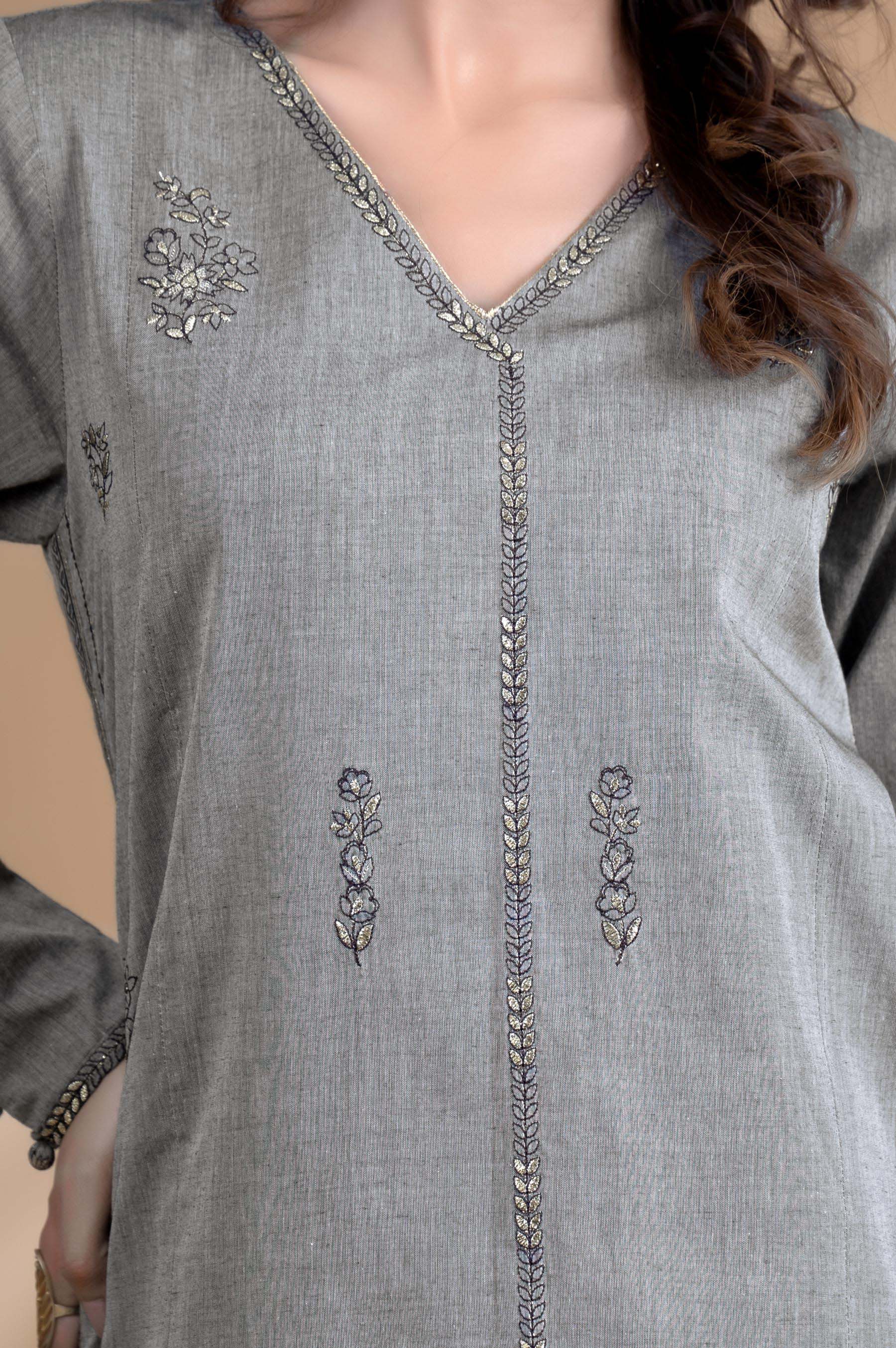 Unstitched 3 Piece Embroidered Yarn Dyed Jacquard Suit - Image 2