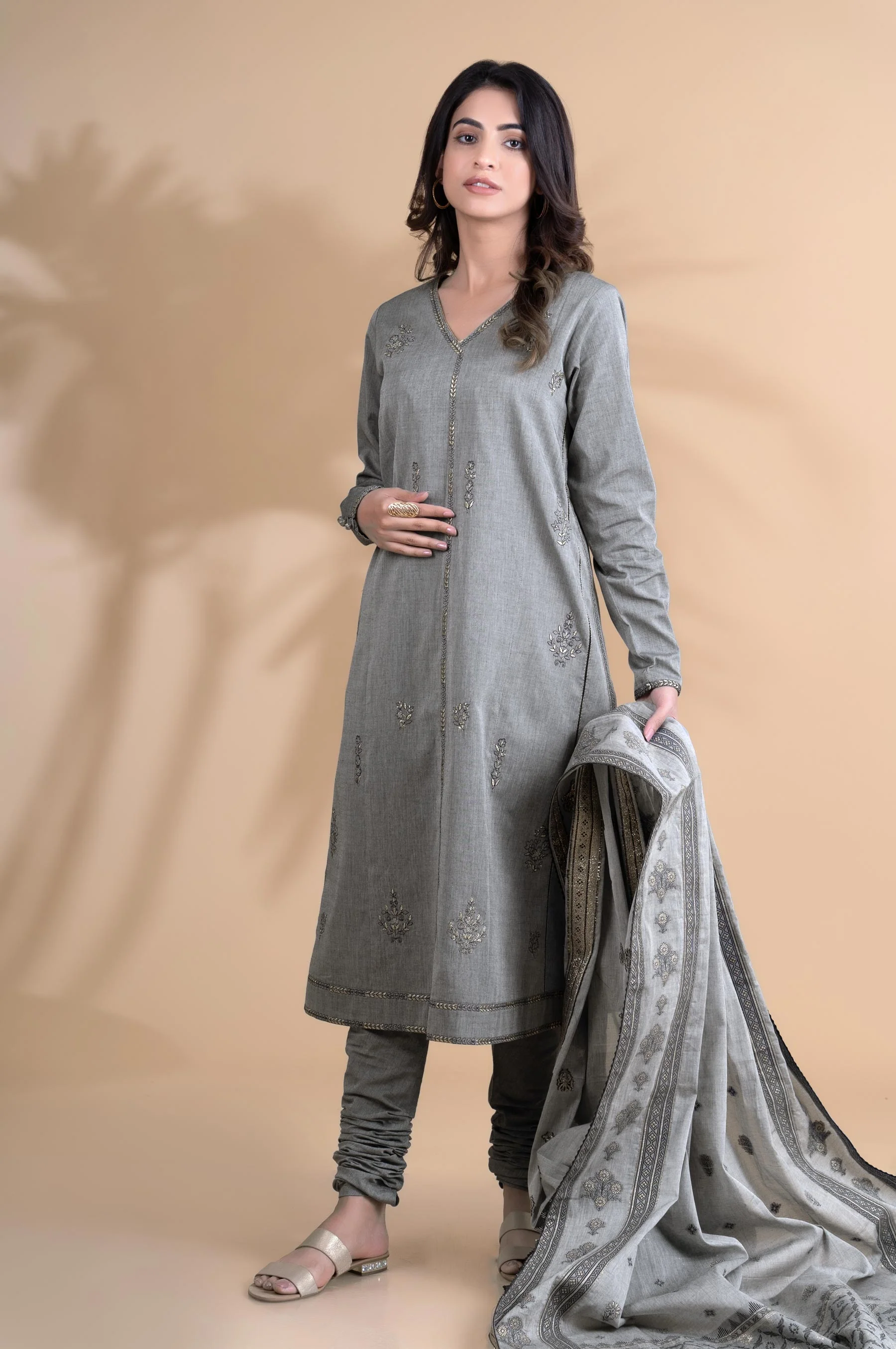 Unstitched 3 Piece Embroidered Yarn Dyed Jacquard Suit - Image 6