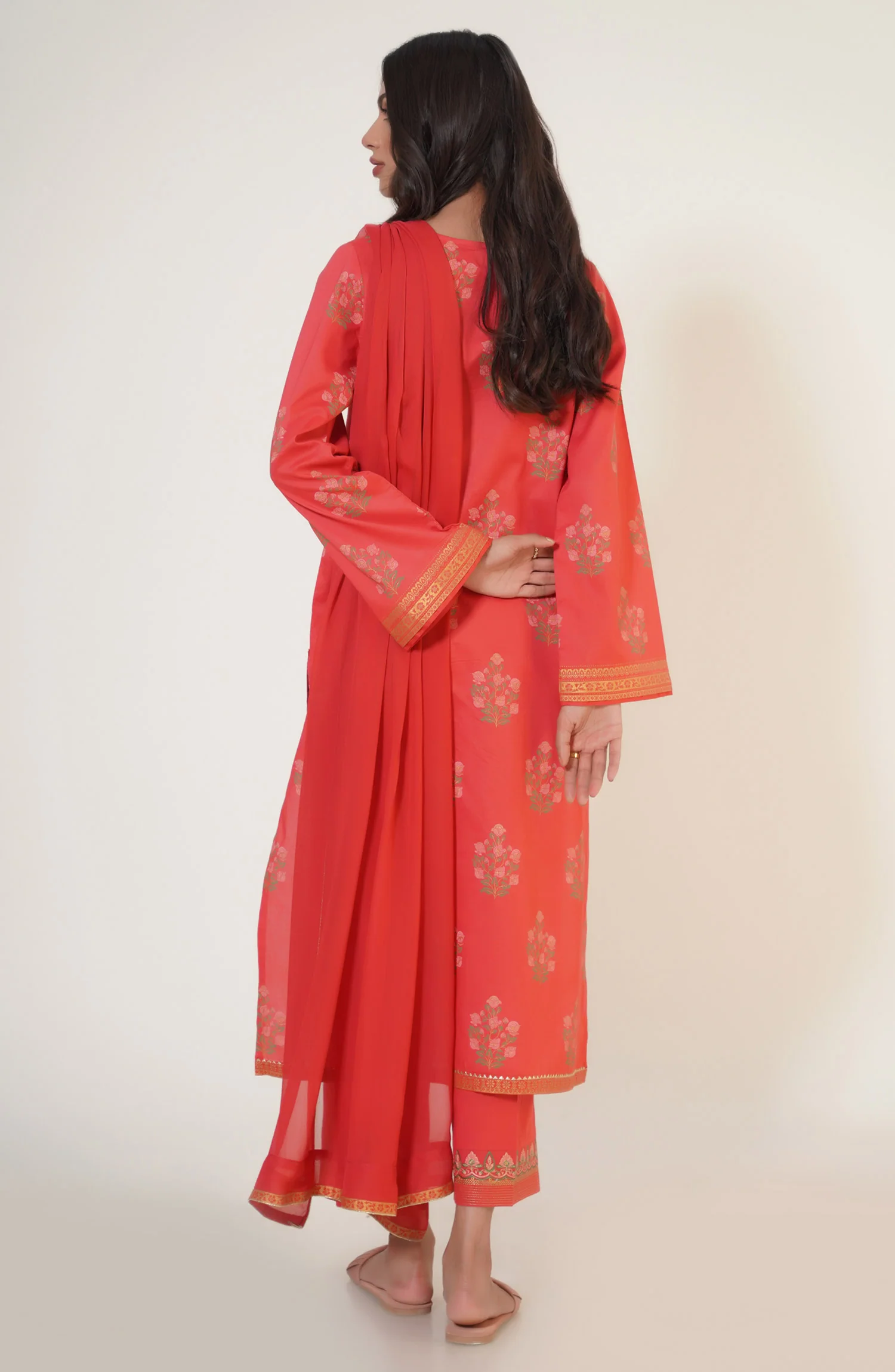 Unstitched 3 Piece Paste Printed Lawn Suit - Image 4