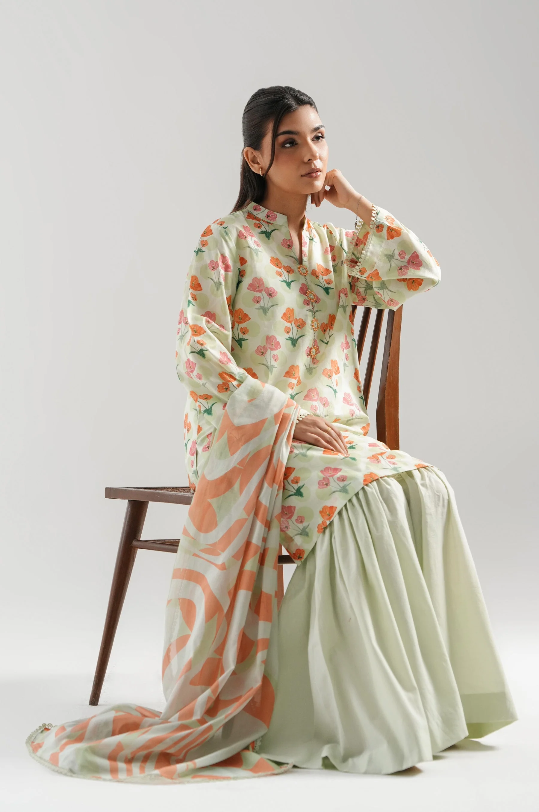 UNSTITCHED PRINTED SUIT - Image 8