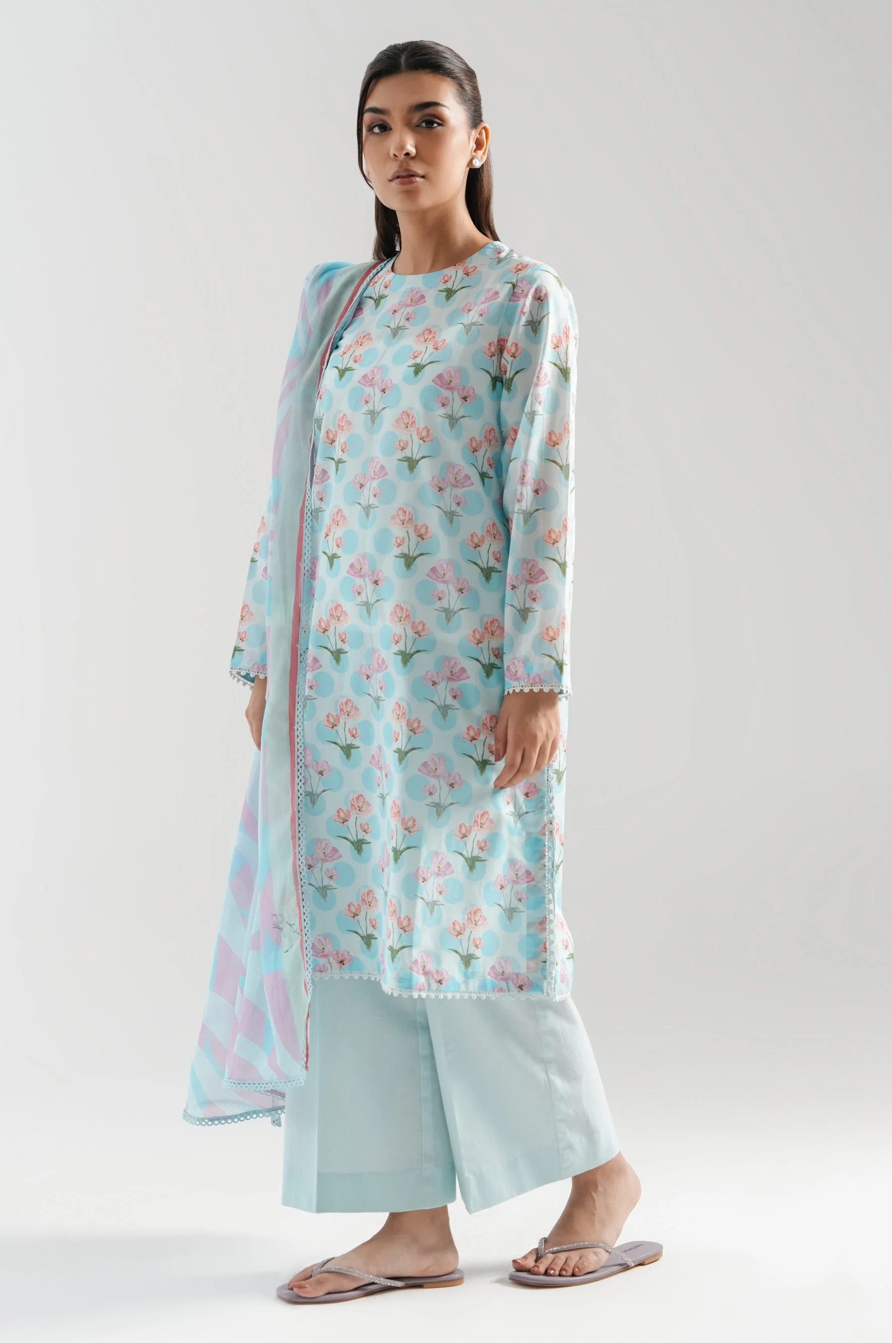 UNSTITCHED PRINTED SUIT - Image 9