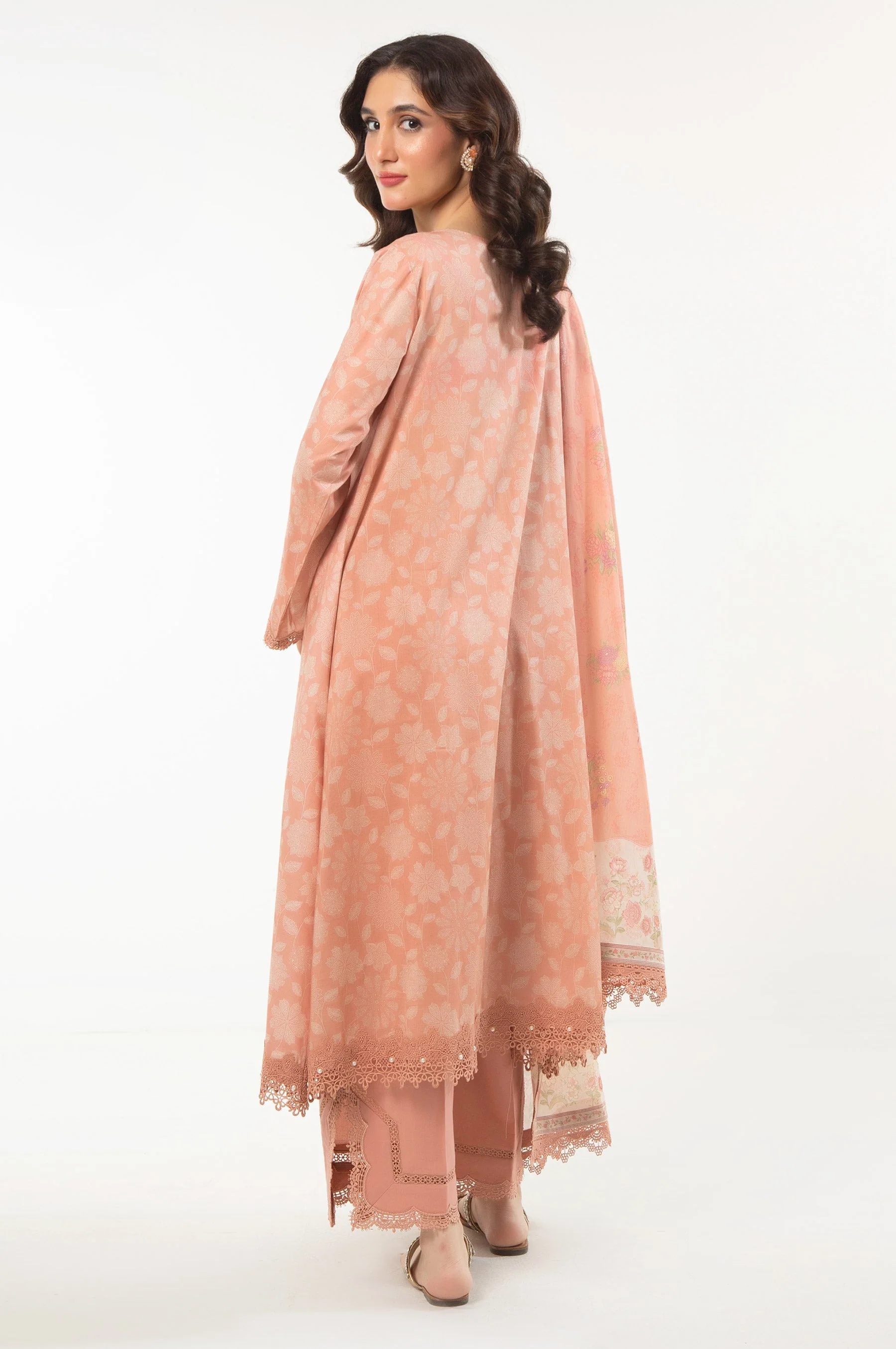 UNSTITCHED EMBROIDERED SUIT - Image 4