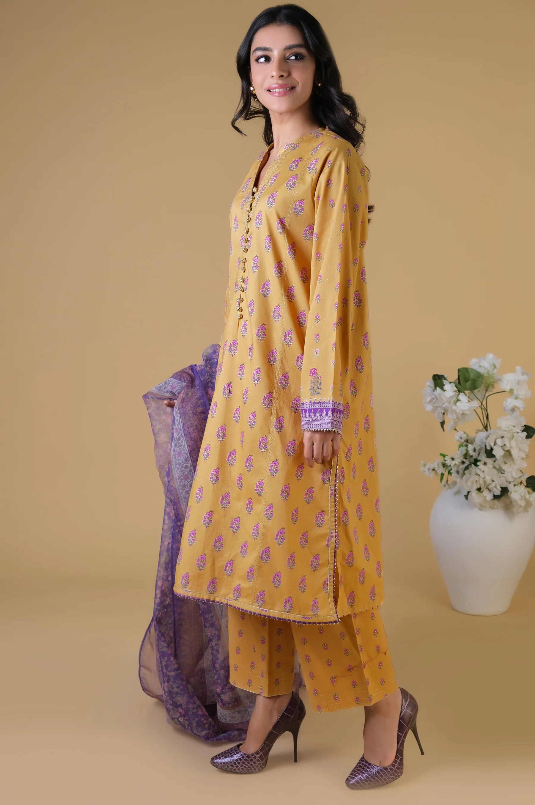 Unstitched 3 Piece Printed Cambric Suit - Image 3