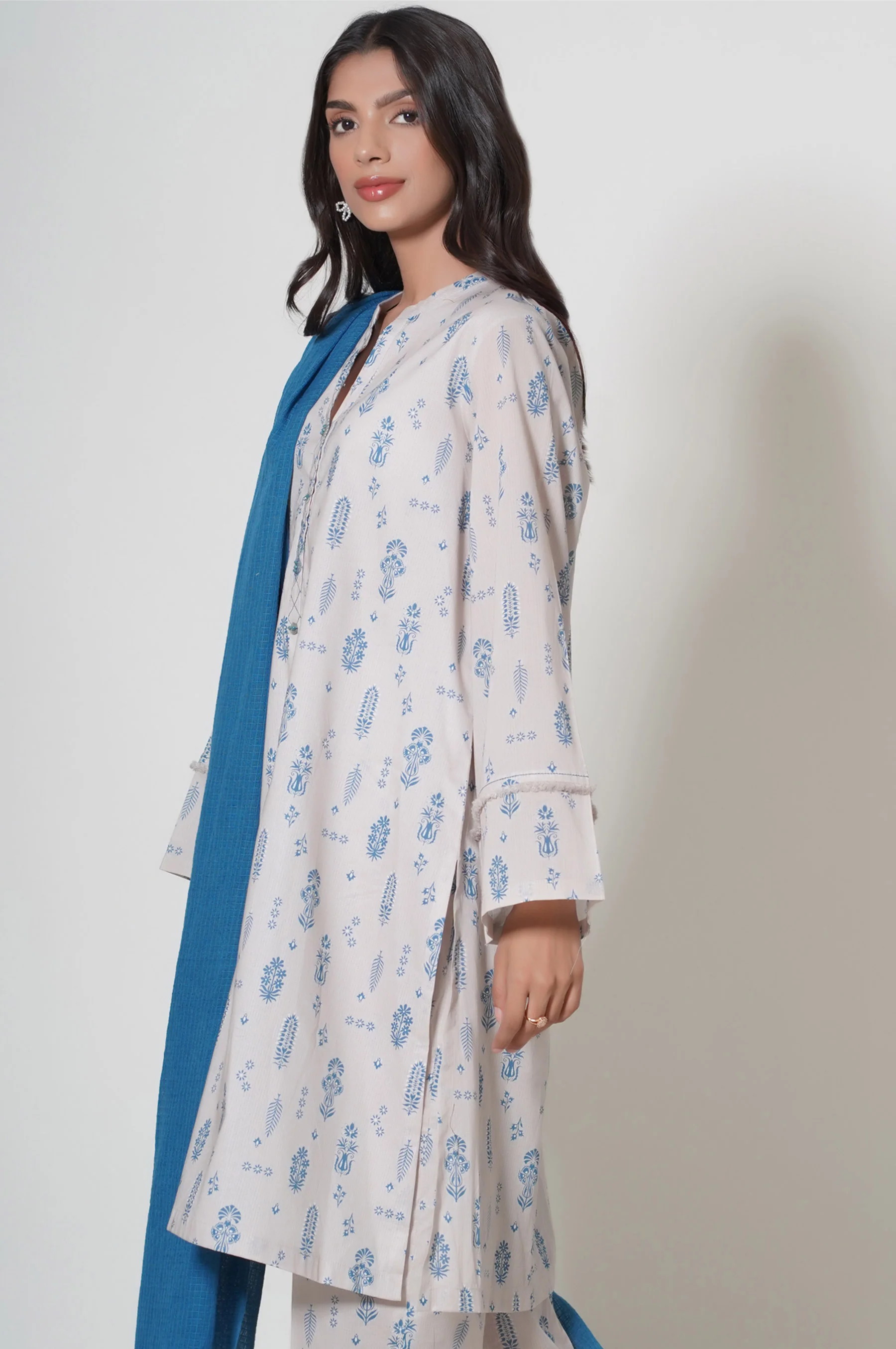 Unstitched 3 Piece Printed Cambric Suit - Image 3
