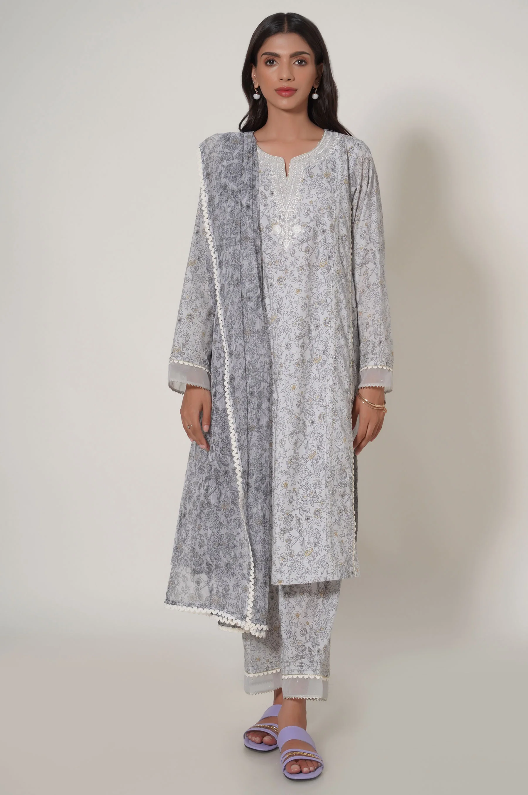 Unstitched 3 Piece Printed Cambric Suit