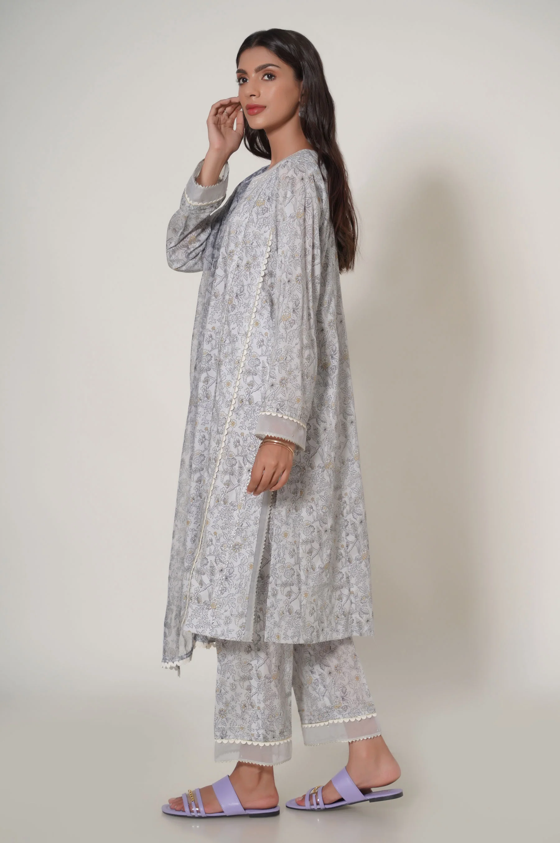 Unstitched 3 Piece Printed Cambric Suit - Image 5