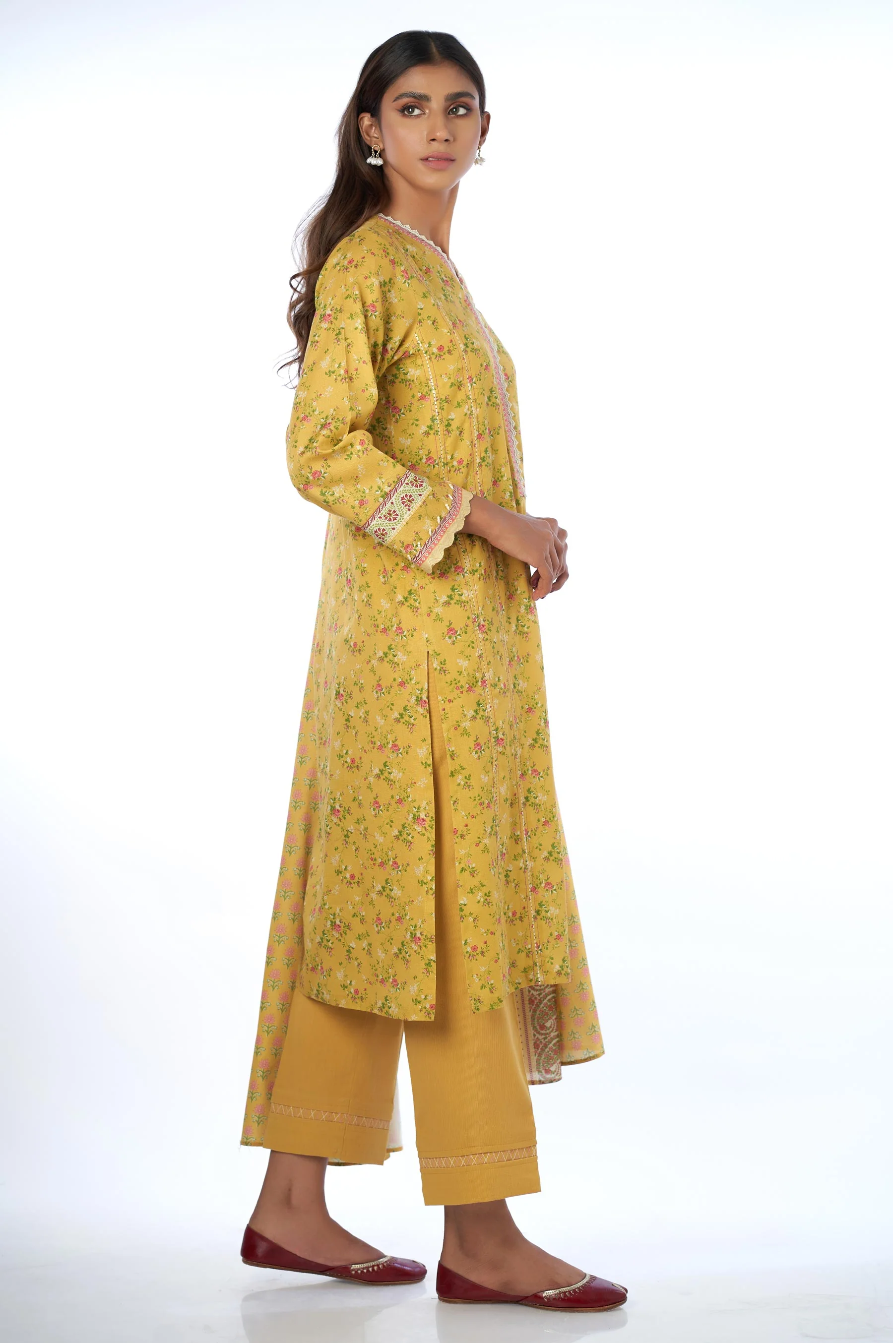 Unstitched 3 Piece Printed Cottel Suit - Image 3