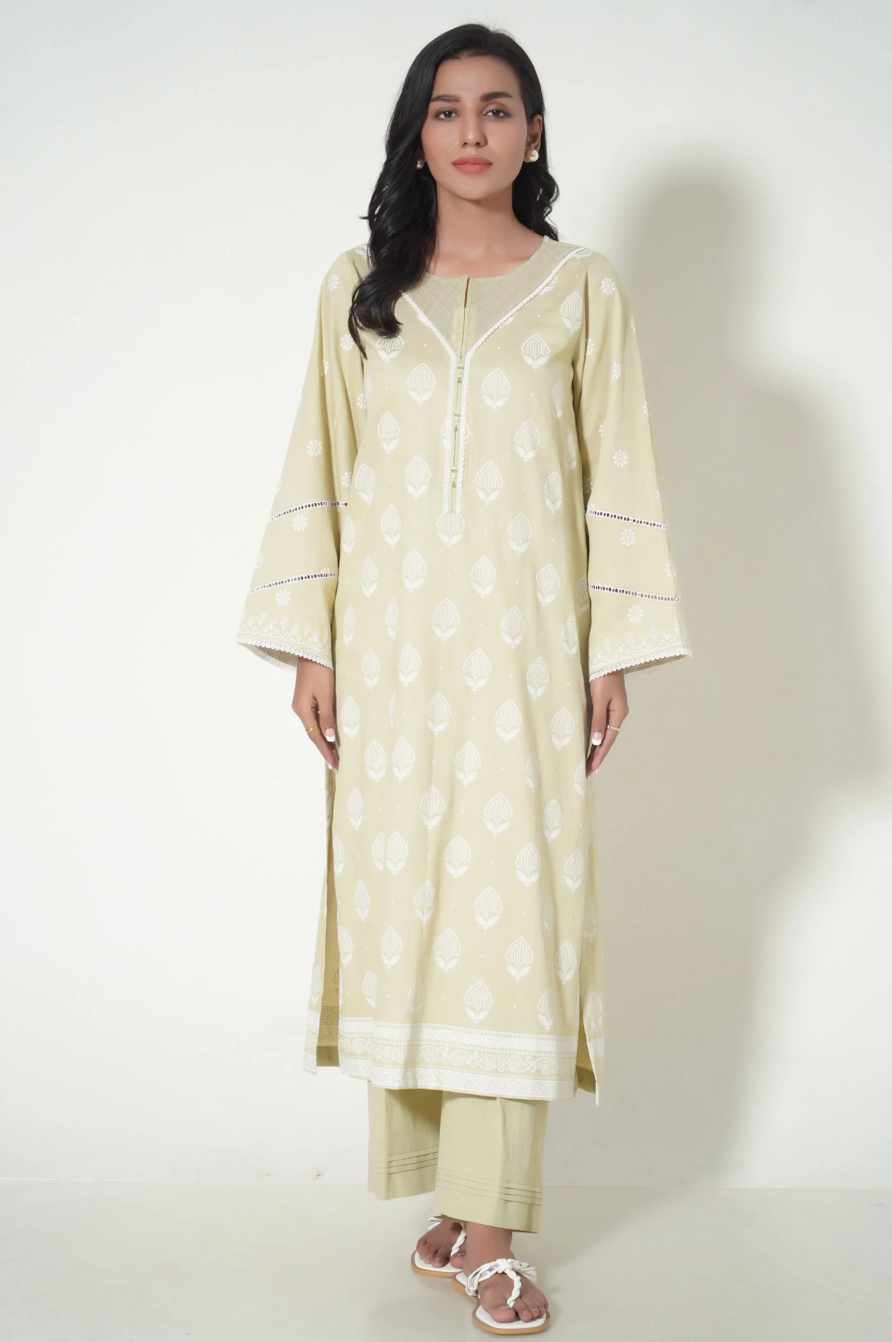 Unstitched 3 Piece Paste Printed Cottle Suit - Image 4