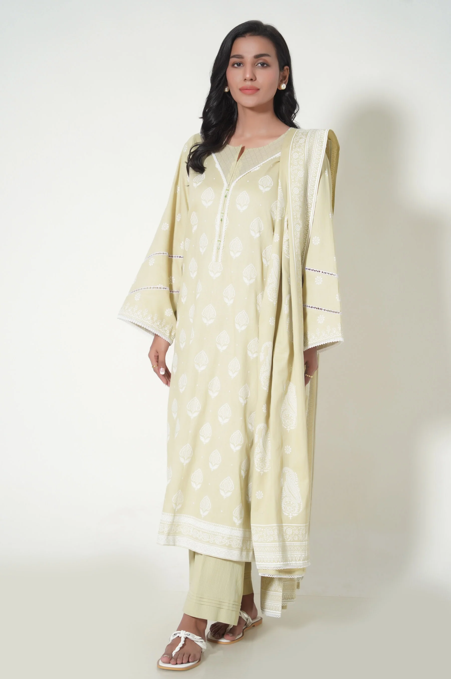 Unstitched 3 Piece Paste Printed Cottle Suit - Image 5