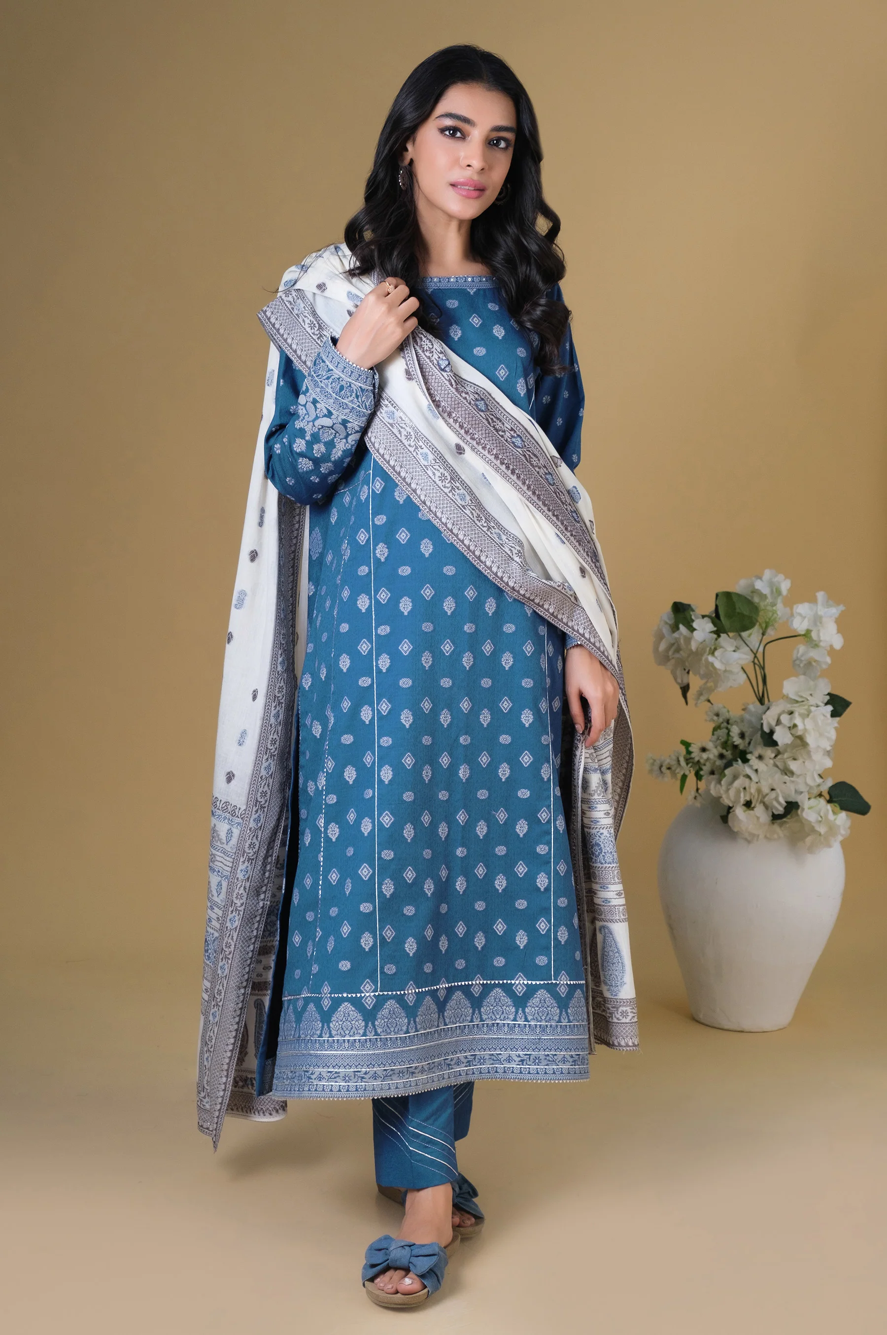 Unstitched 3 Piece Dyed Jacquard Suit