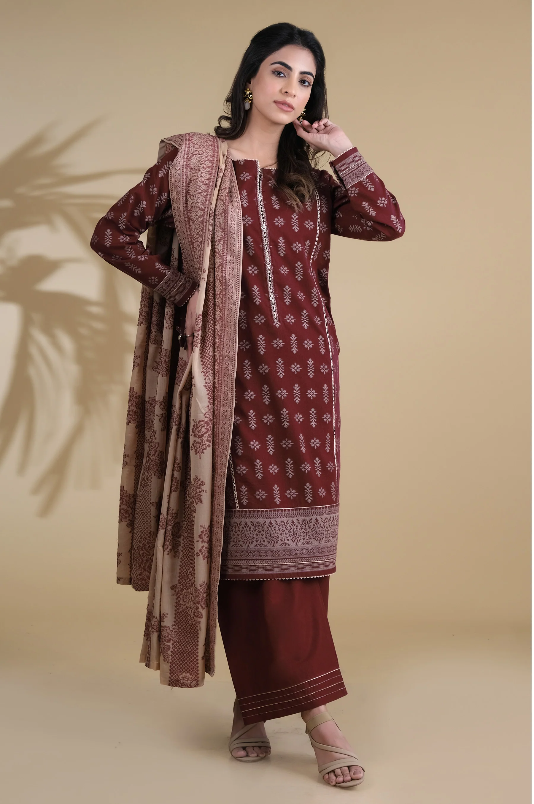 Unstitched 3 Piece Dyed Jacquard Suit - Image 3