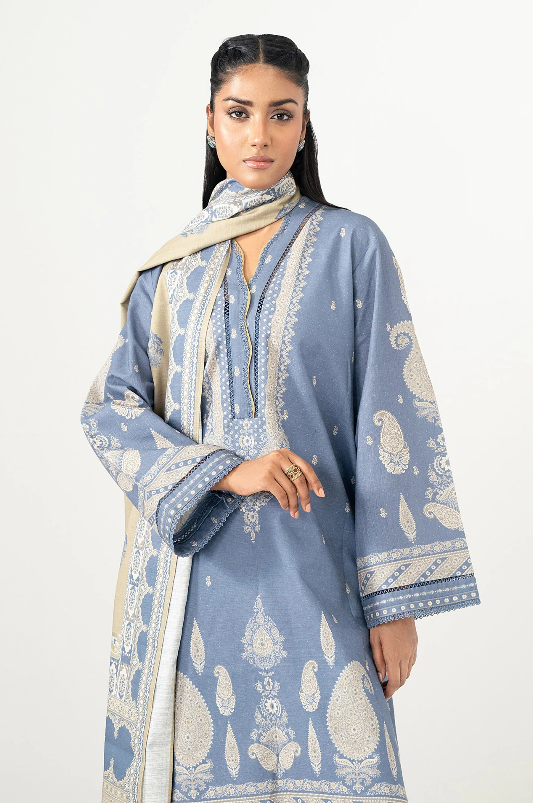 UNSTITCHED 3 PIECE PRINTED SUIT - Image 2