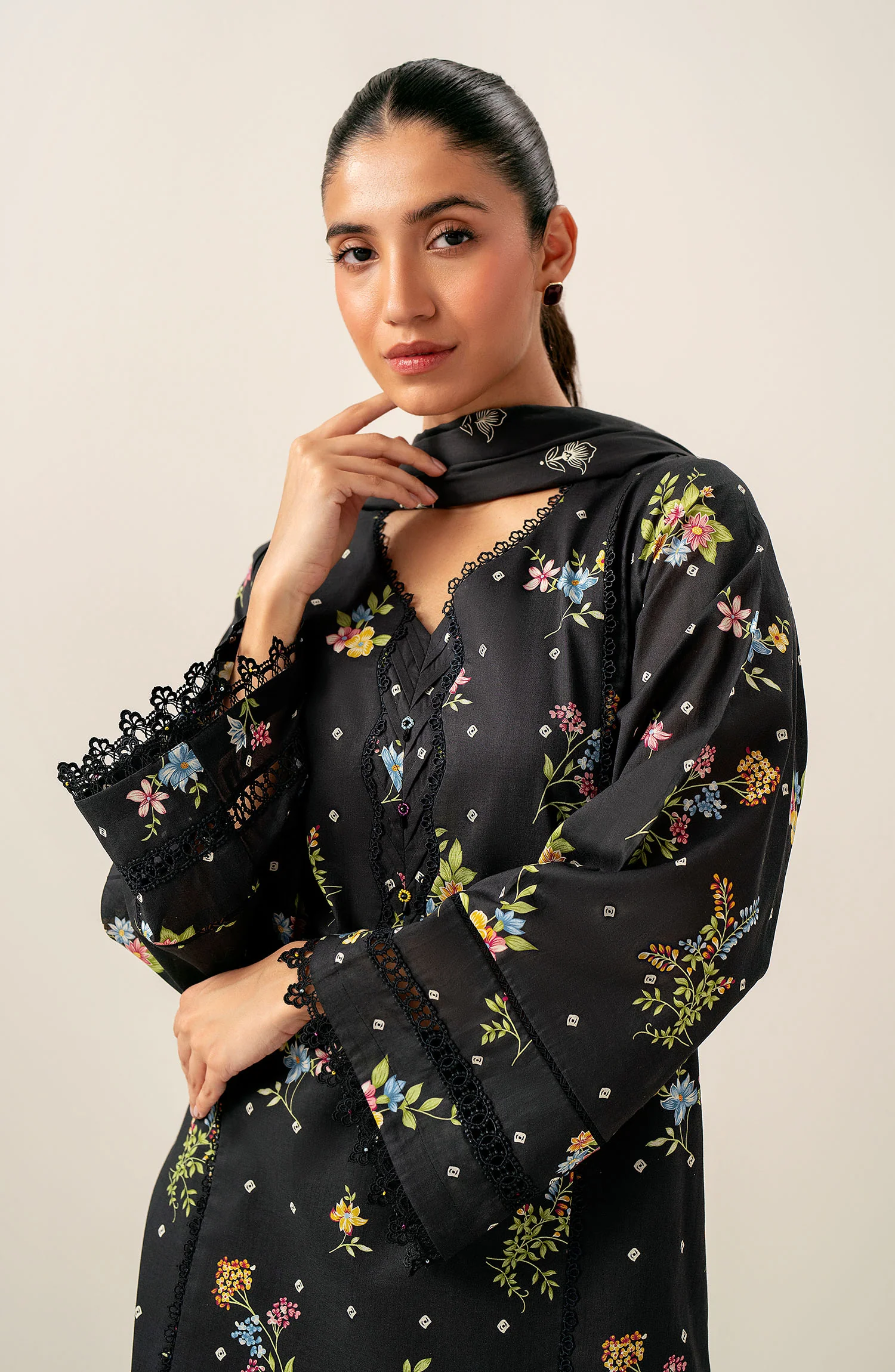 Unstitched 3 Piece Printed Lawn with Printed Cambric Bottom - Image 2