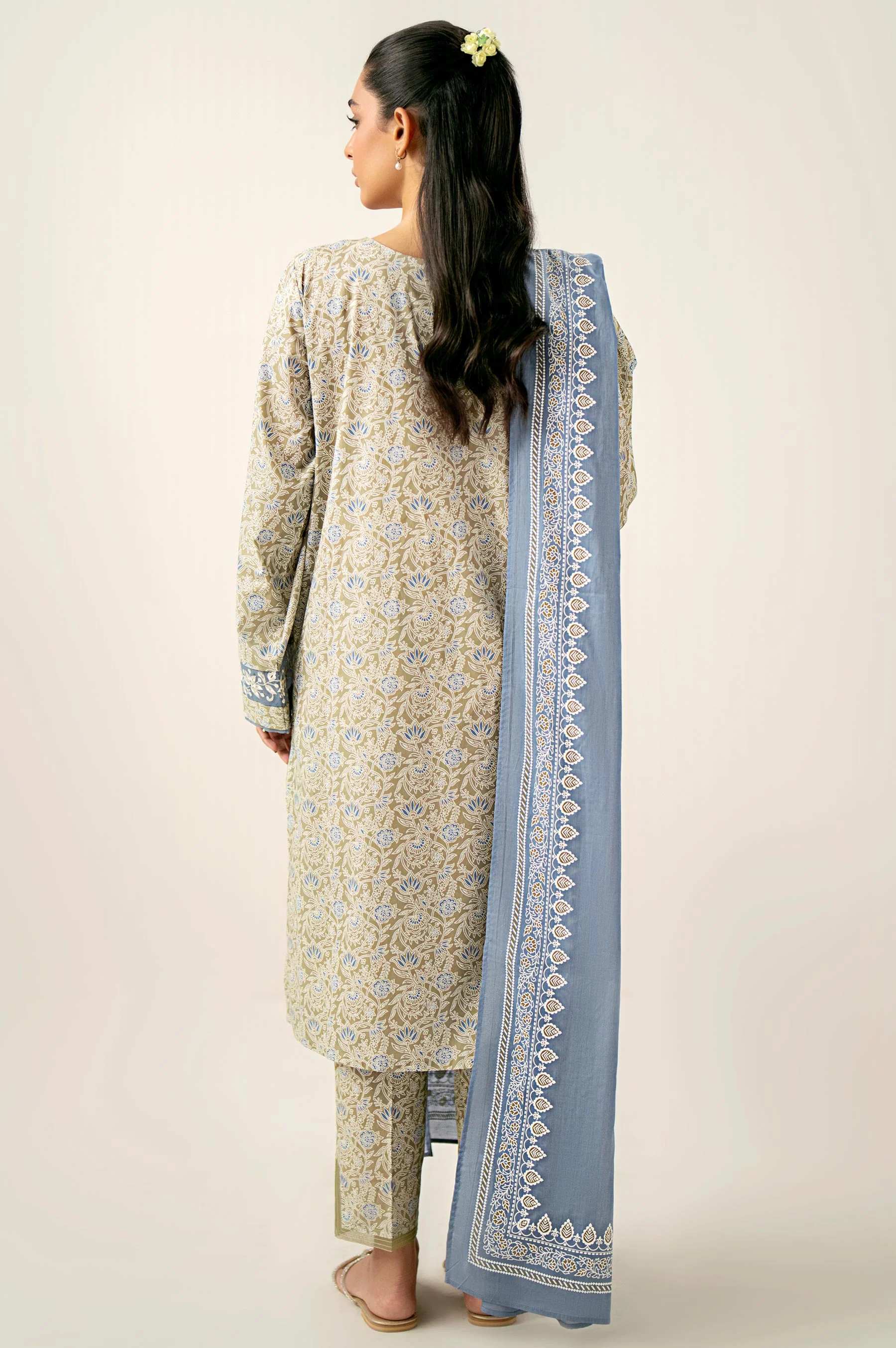 Unstitched 3 Piece Printed Lawn Suit - Image 4