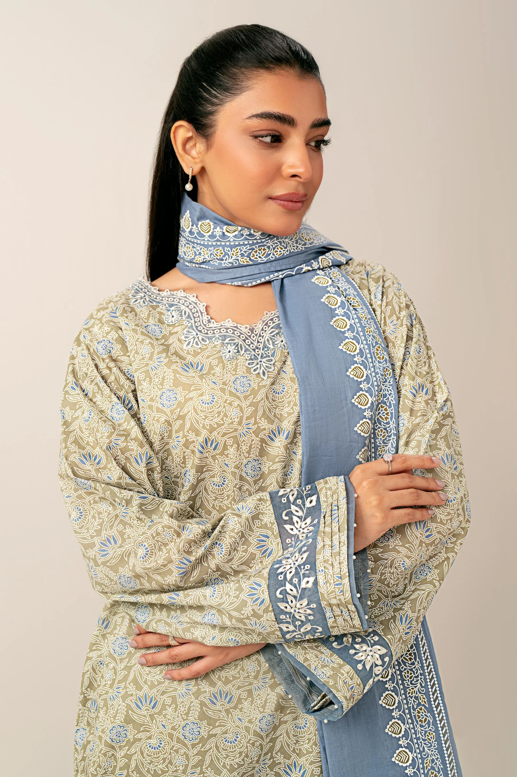 Unstitched 3 Piece Printed Lawn Suit - Image 5