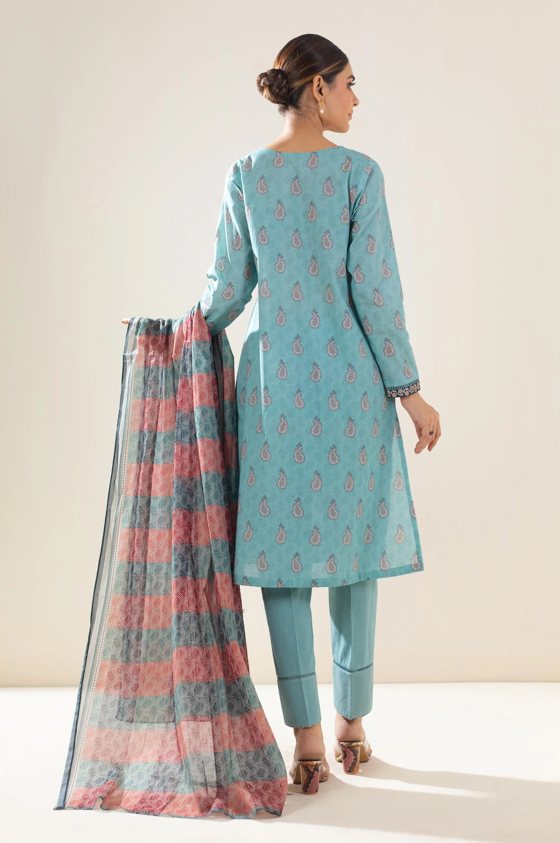 Unstitched 3 Piece Printed Lawn Suit - Image 3