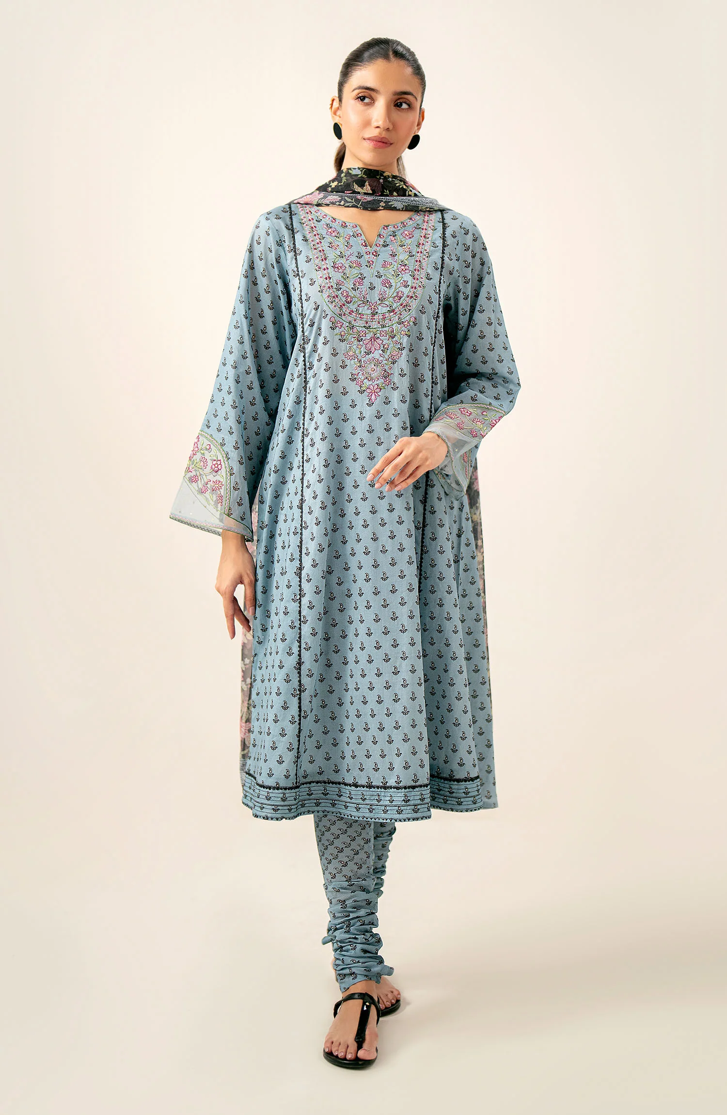 Unstitched 3 Piece Printed Lawn Shirt with Printed Chiffon Dupatta - Image 5