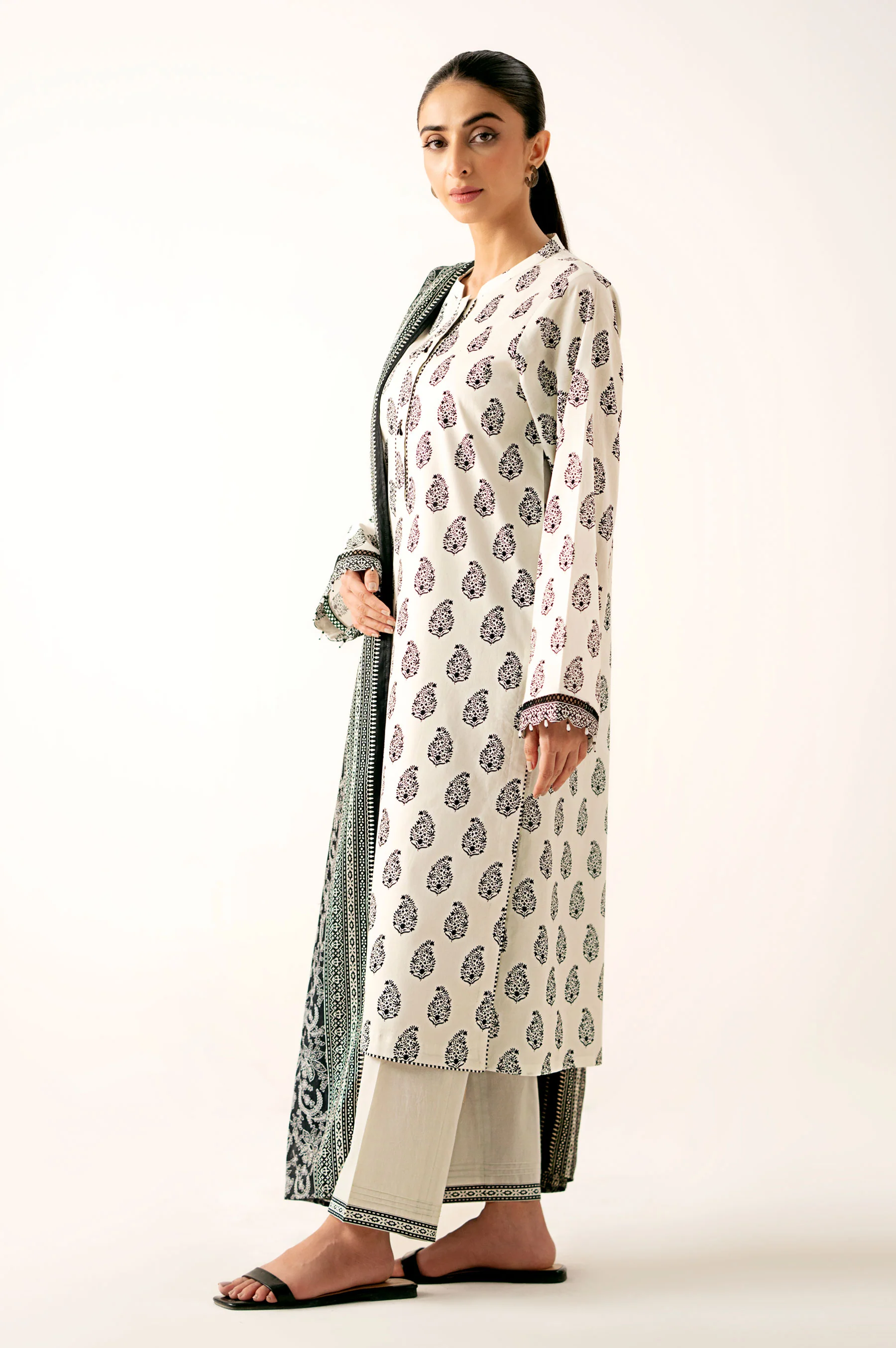 Unstitched 3 Piece Printed Lawn Suit - Image 6
