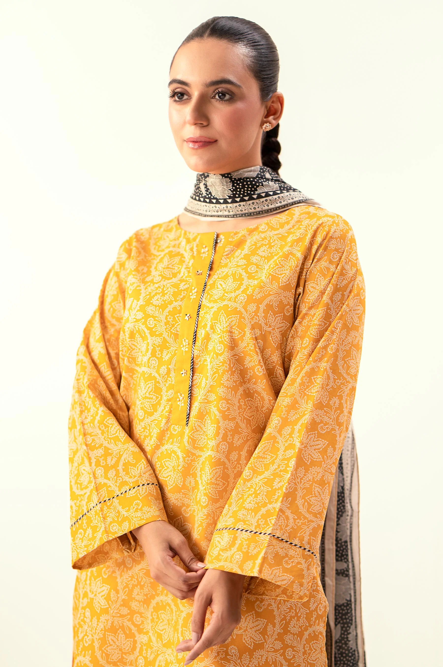 UNSTITCHED PRINTED SUIT - Image 2