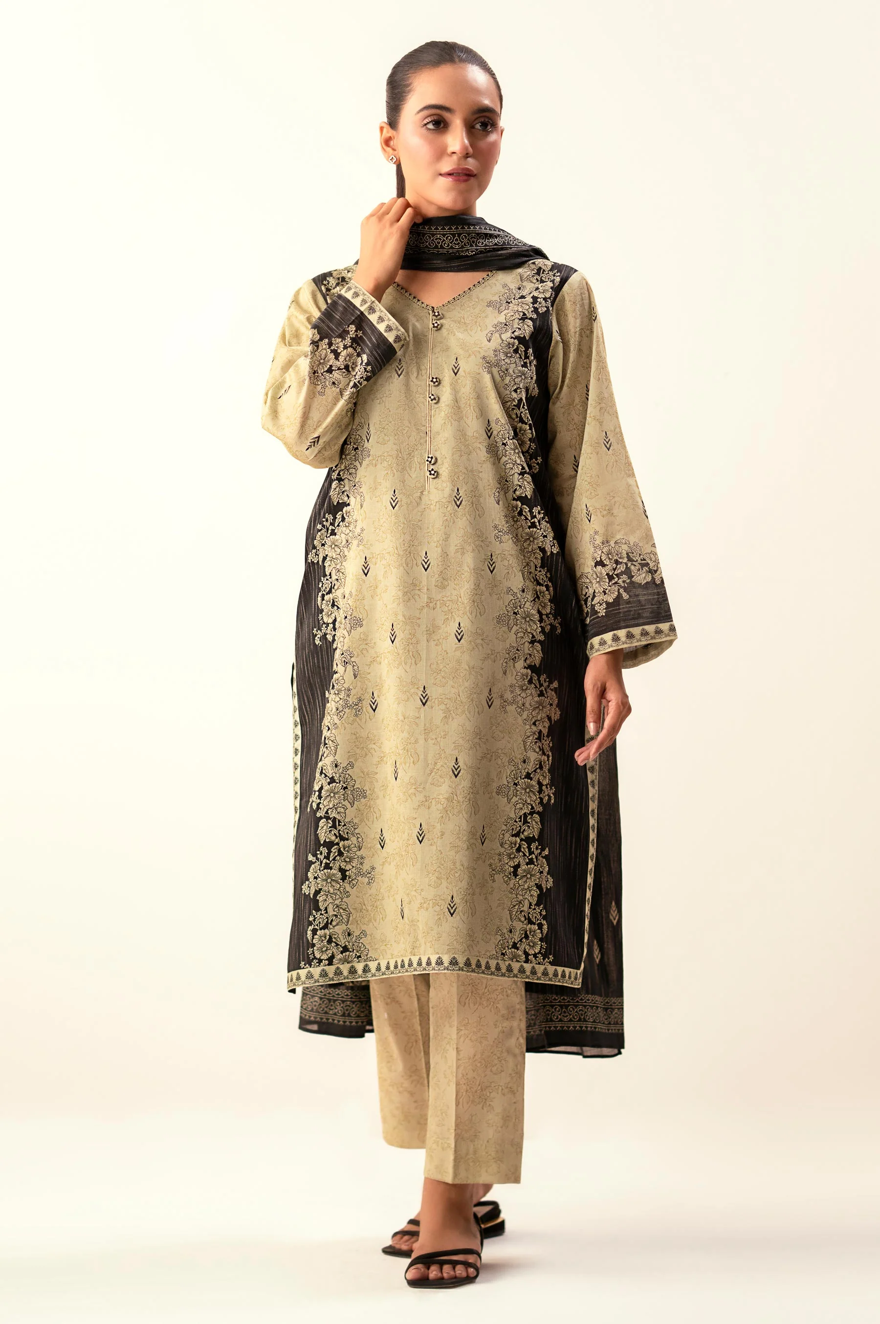 Unstitched 3 Piece Printed Lawn Suit - Image 5