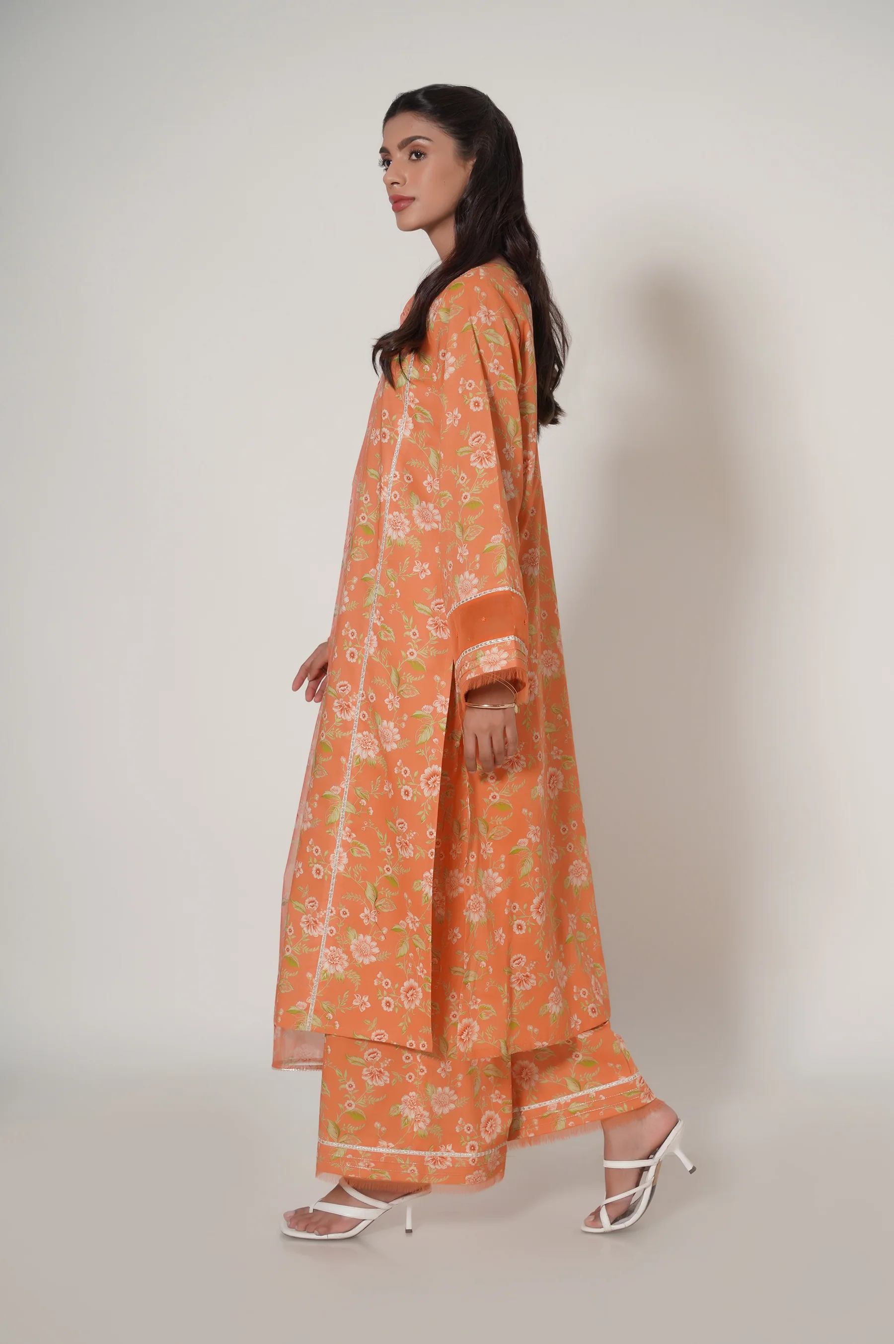 Unstitched 3 Piece Printed Cambric Suit - Image 5