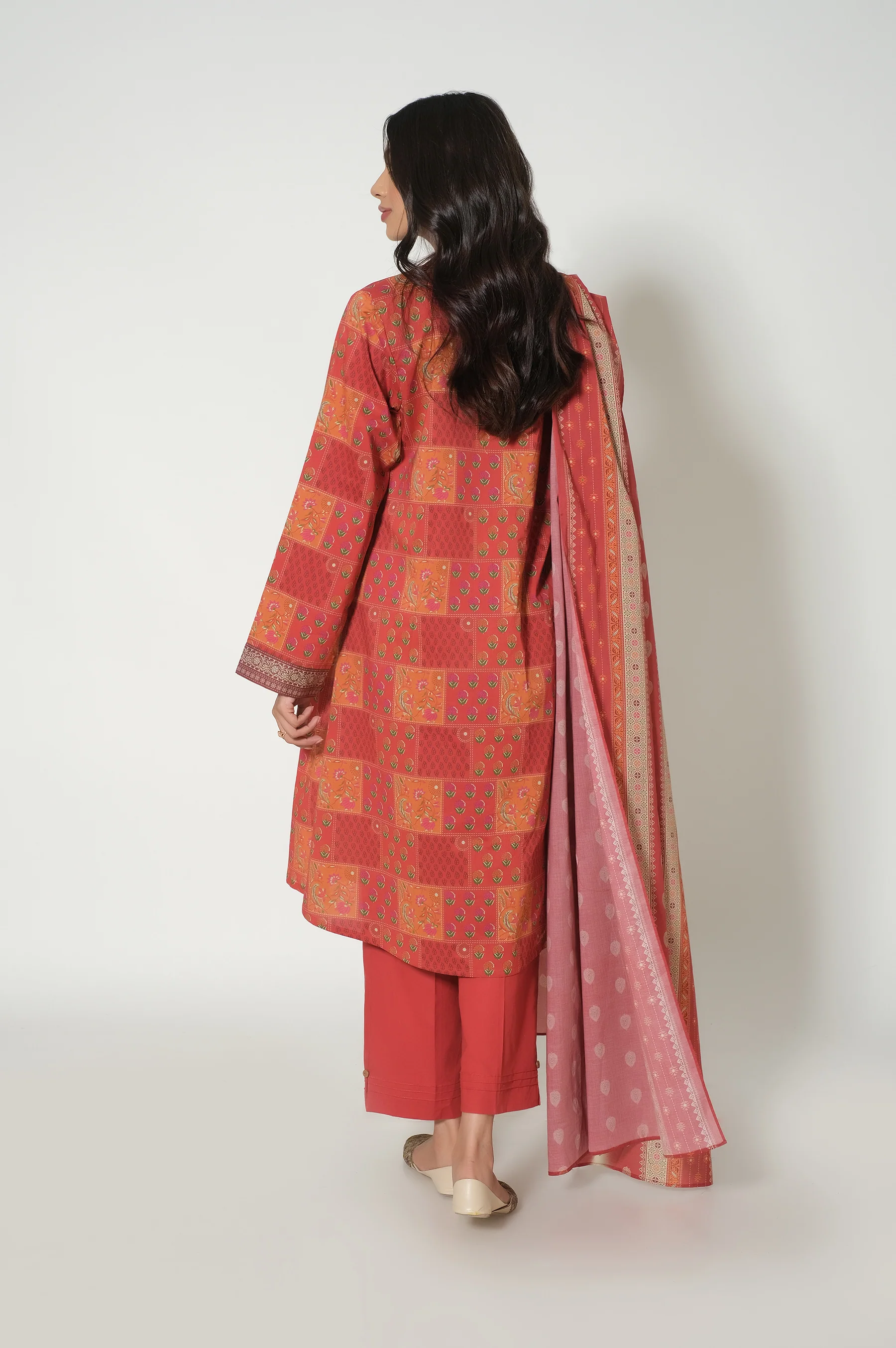 Unstitched 3 Piece Printed Cambric Suit - Image 3