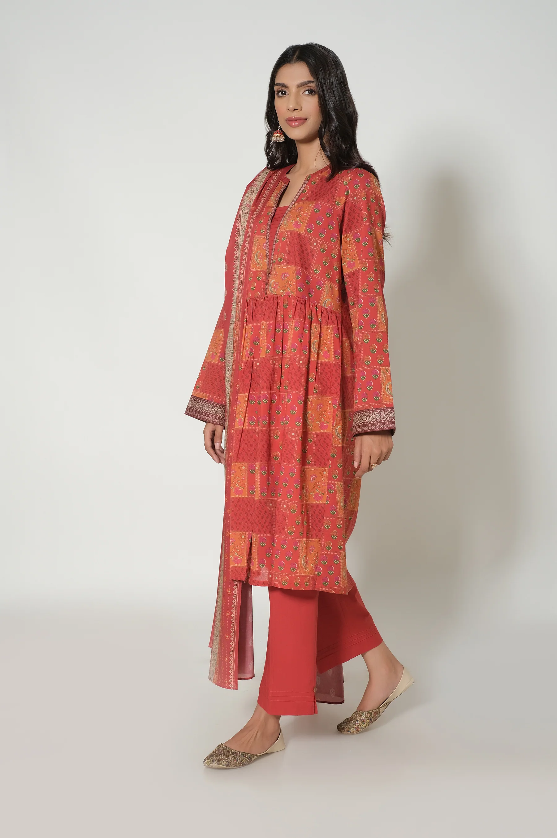 Unstitched 3 Piece Printed Cambric Suit - Image 4