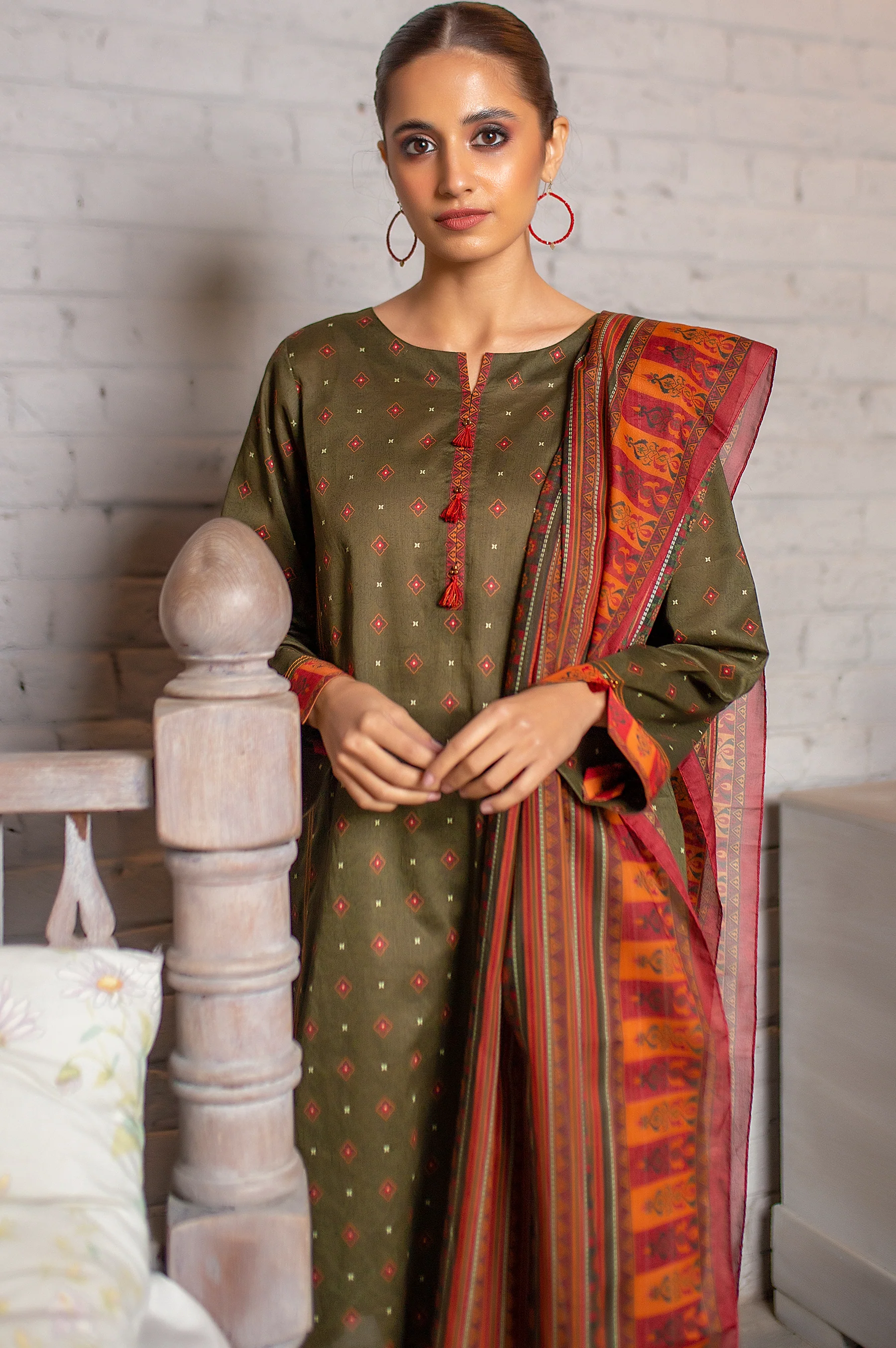 Unstitched 3 Piece Printed Slub Lawn Suit with Printed Lawn Dupata