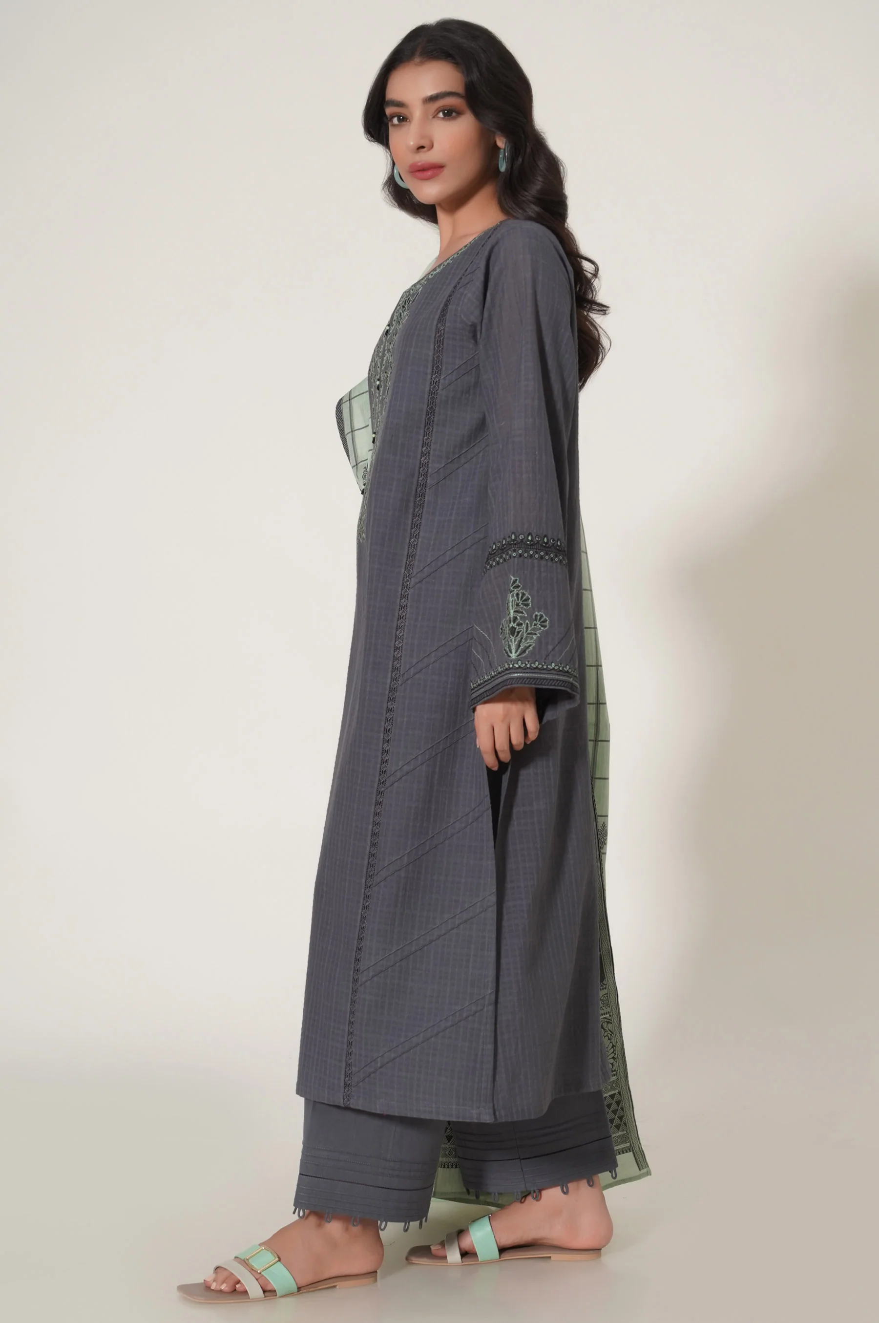 Unstitched 3 Piece Embroidered Textured Slub Suit - Image 5
