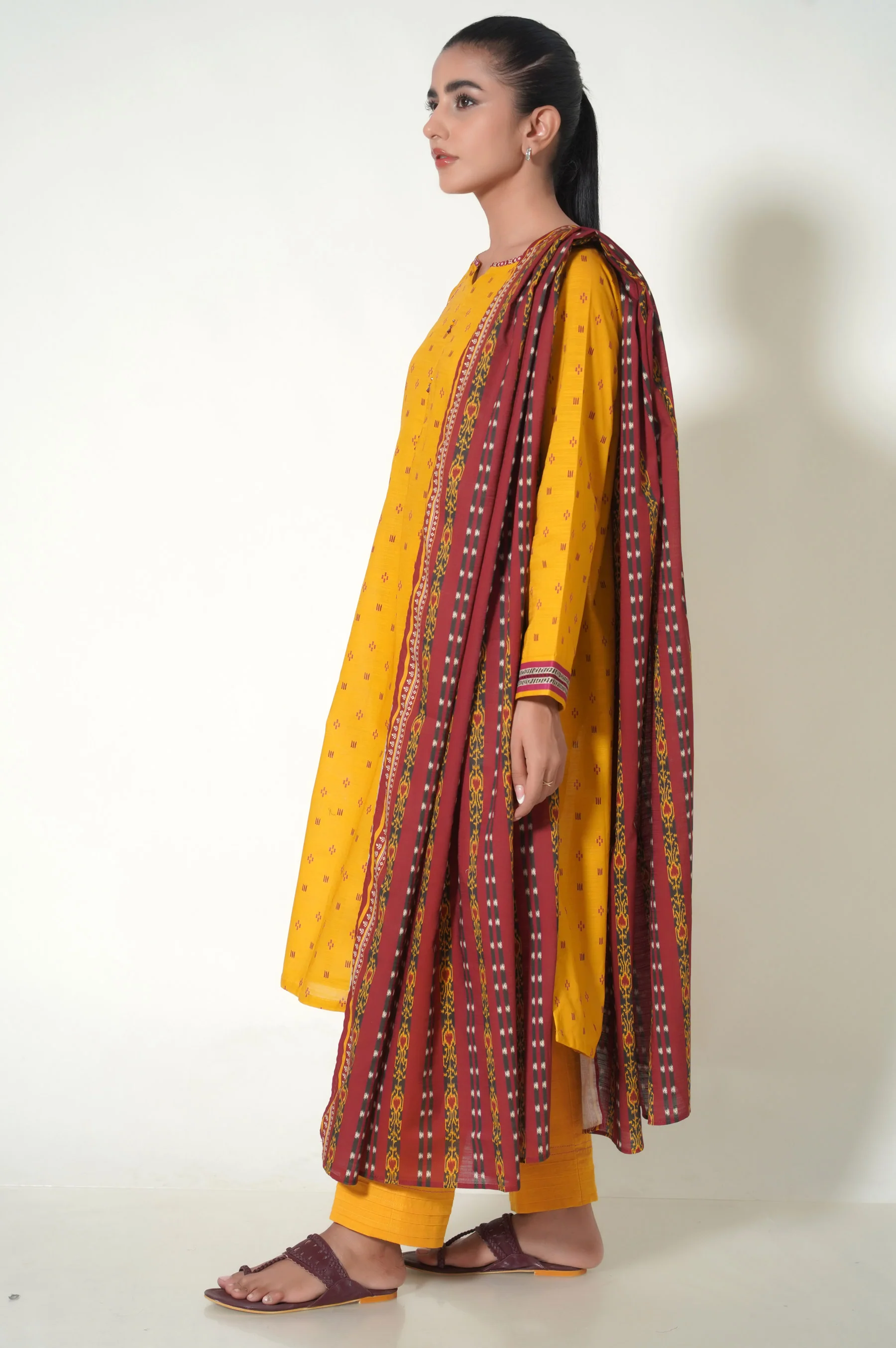 Unstitched 3 Piece Printed Khaddar Suit - Image 2