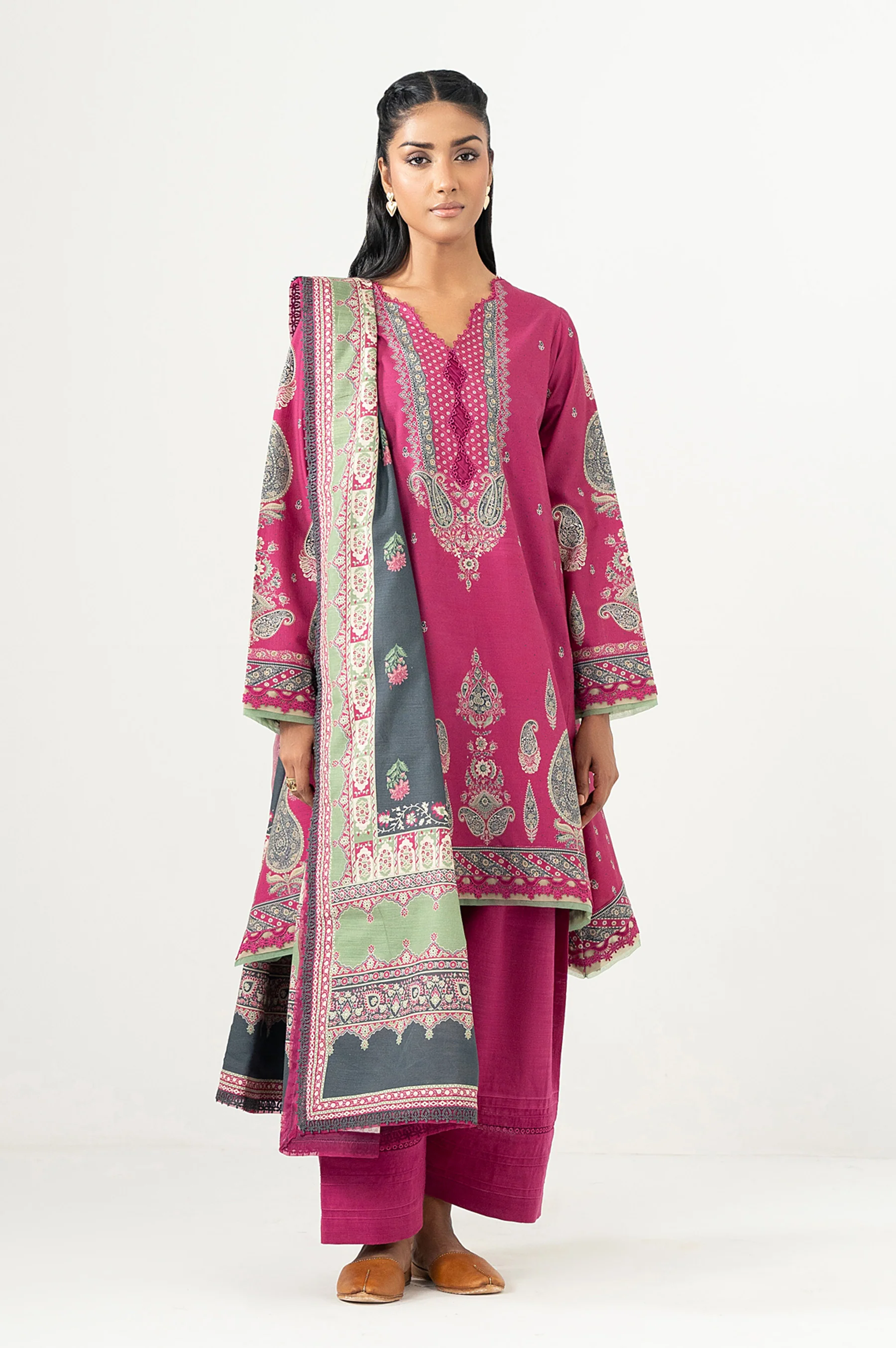 UNSTITCHED PRINTED SUIT - Image 6