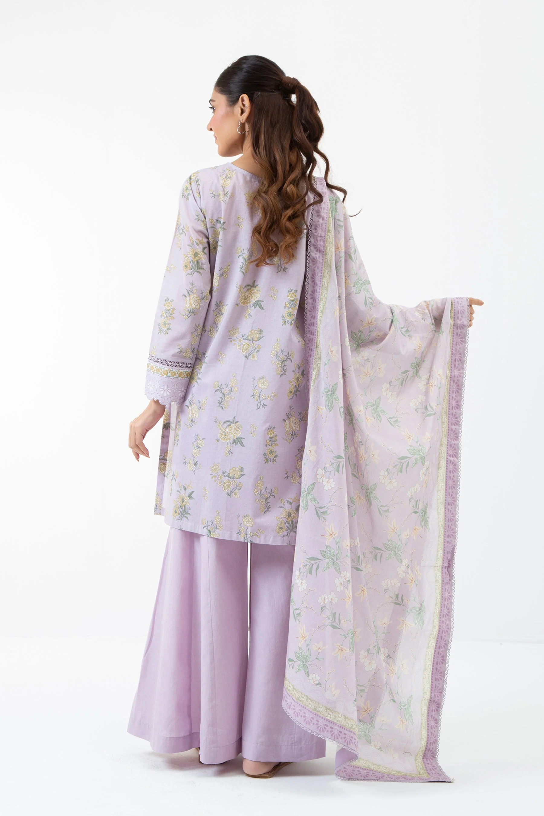 PRINTED CAMBRIC UNSTITCHED 3 PIECE SUIT - Image 4