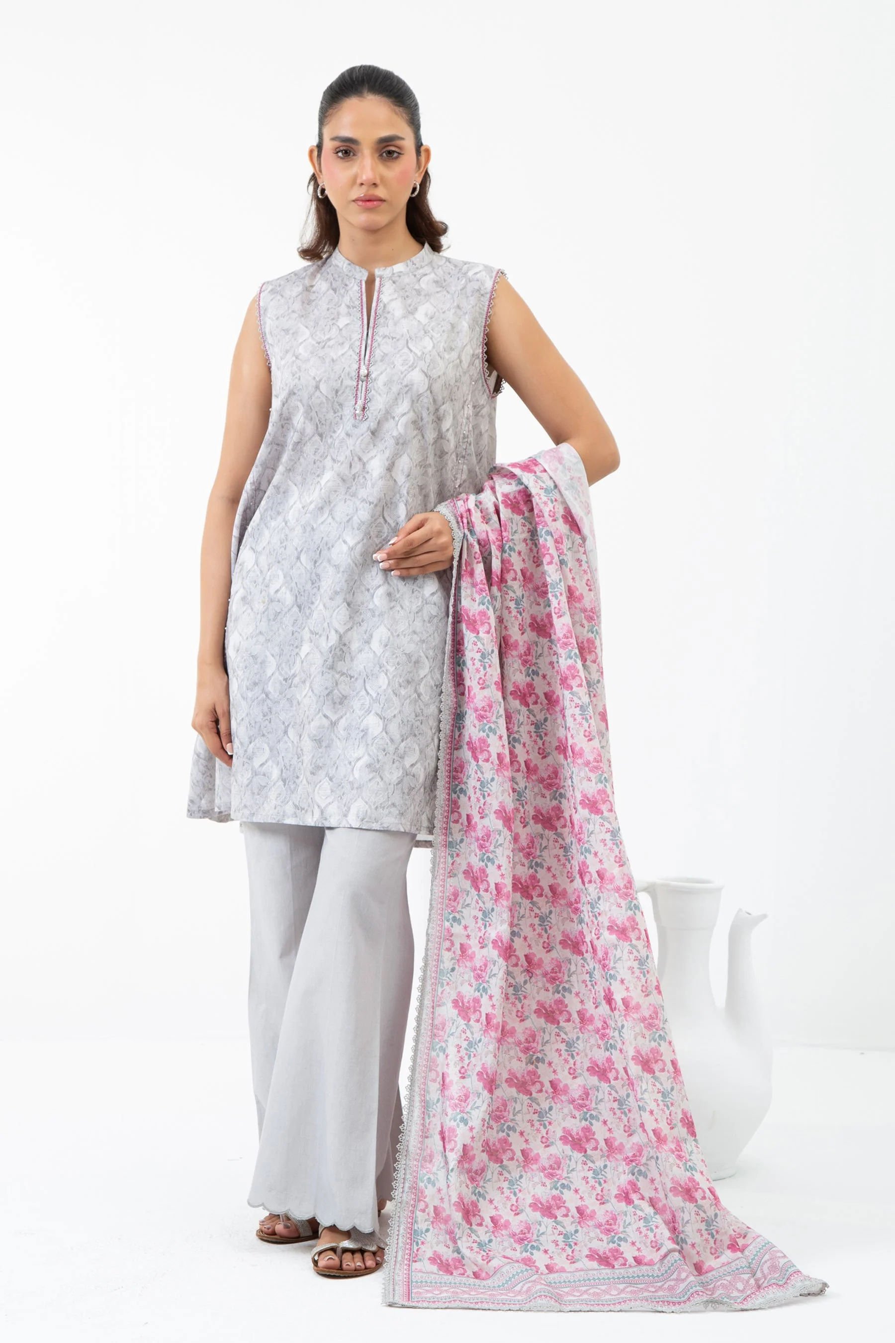 PRINTED LAWN UNSTITCHED 3 PIECE SUIT - Image 6