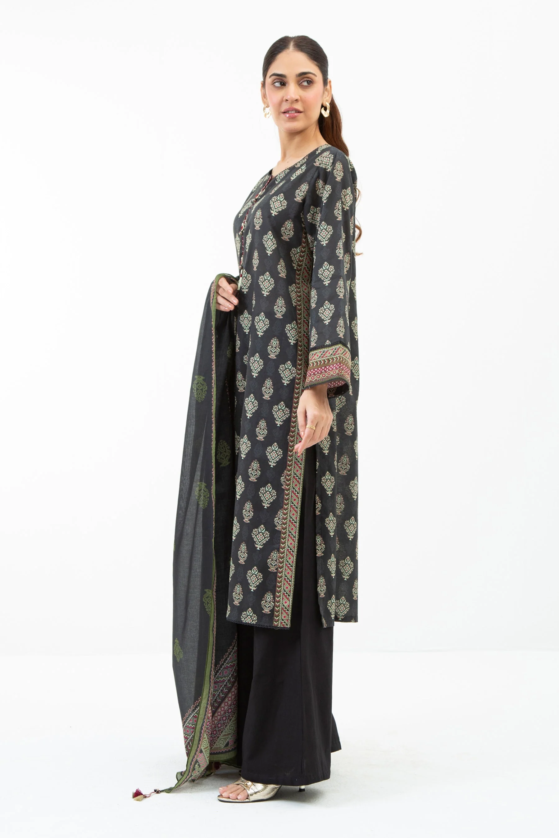 PRINTED LAWN UNSTITCHED 3 PIECE SUIT - Image 5