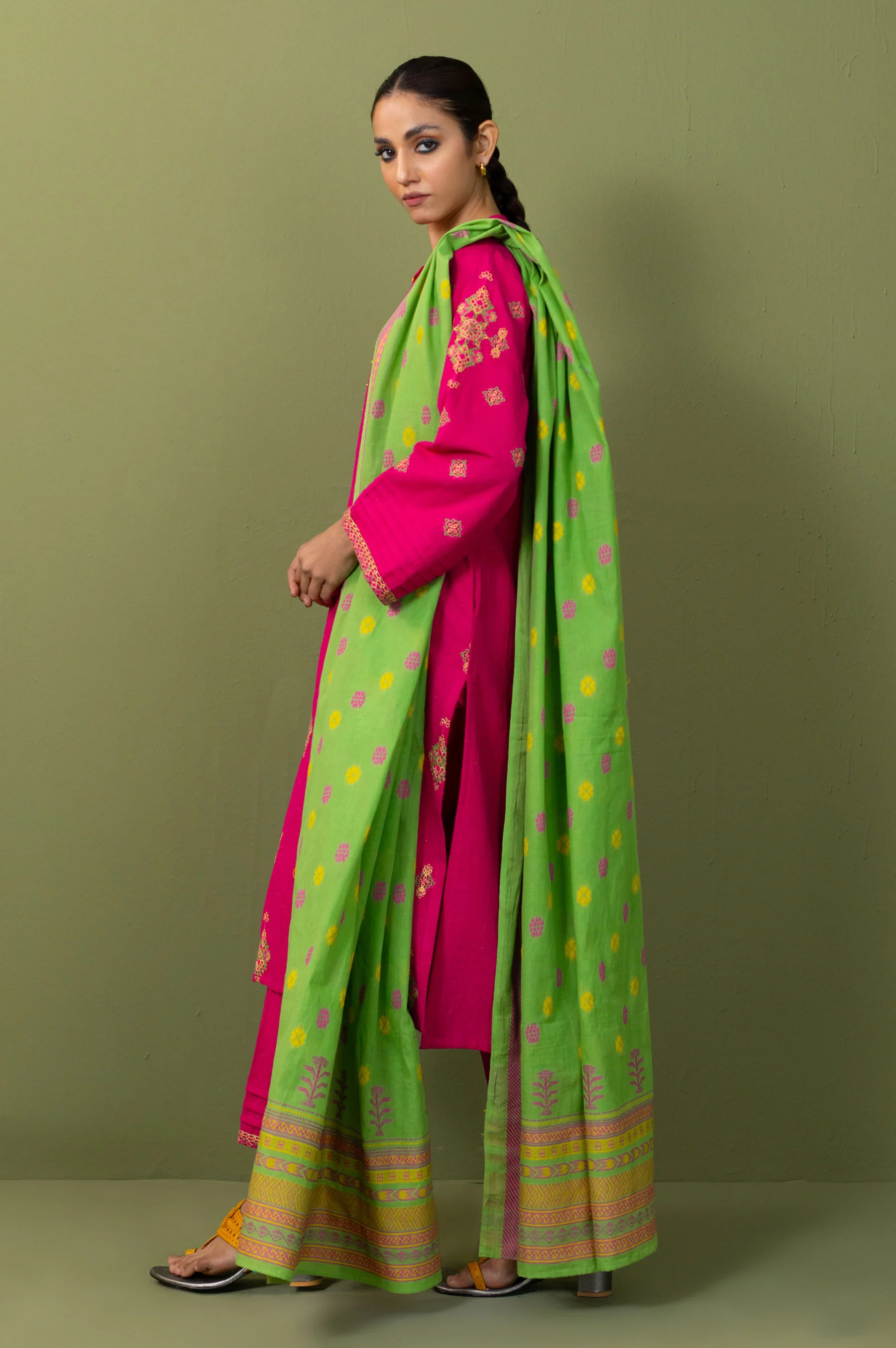 Unstitched 3 Piece Textured Slub Suit - Image 3