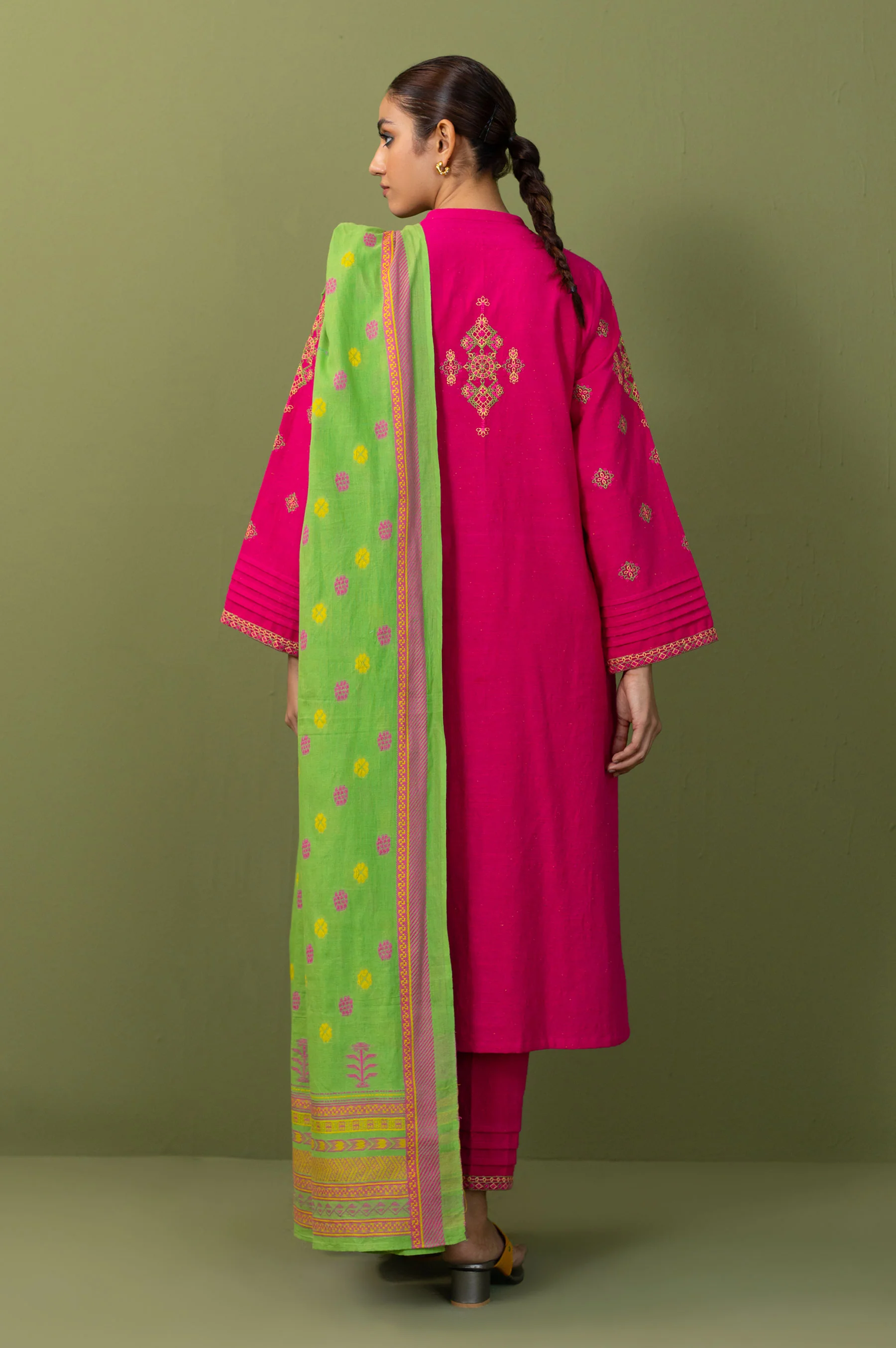 Unstitched 3 Piece Textured Slub Suit - Image 4