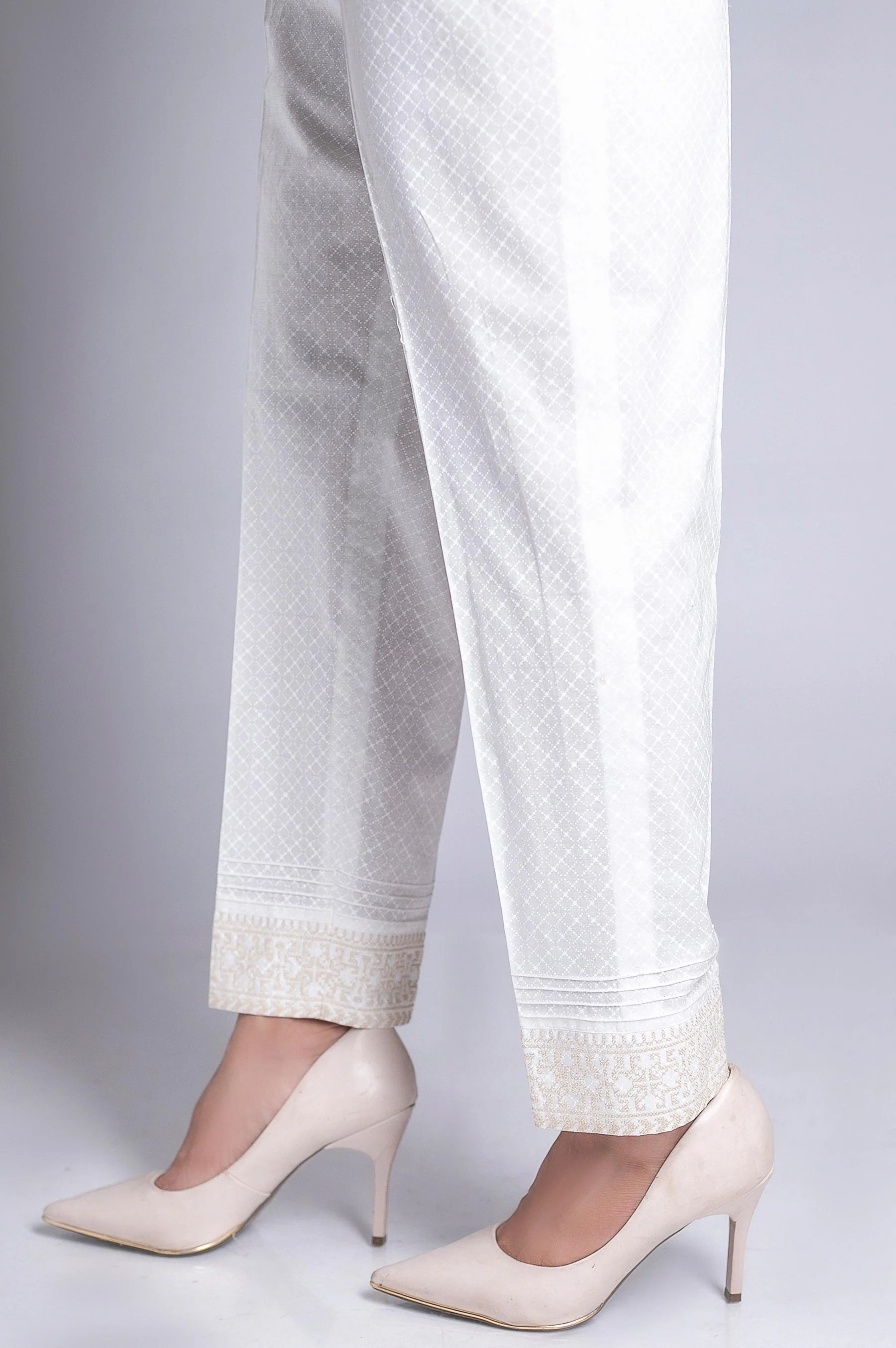 White Paste Embroidered Cigarette Pants - Image 2