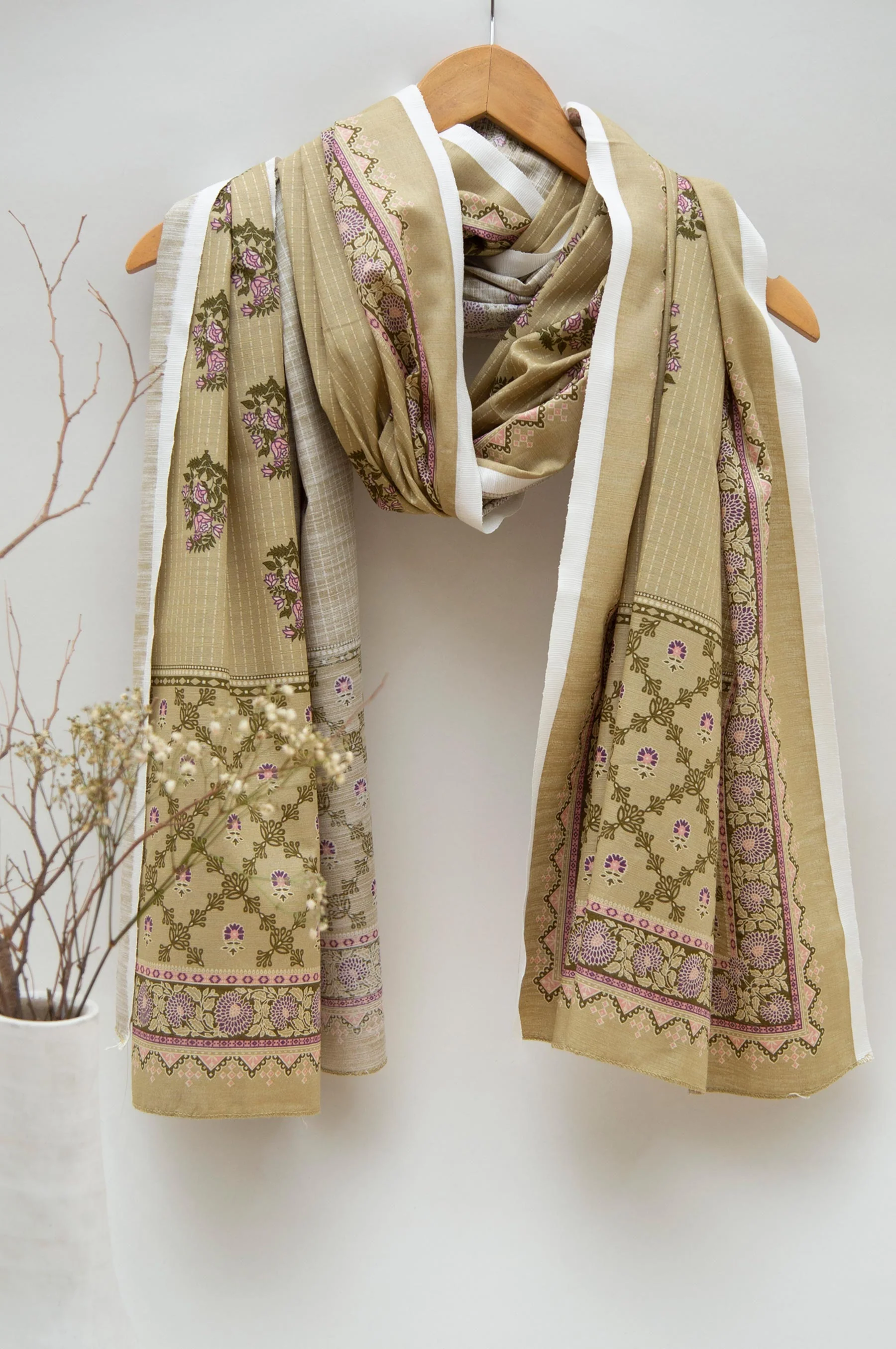 Printed Khaddar Dupatta - Light Green