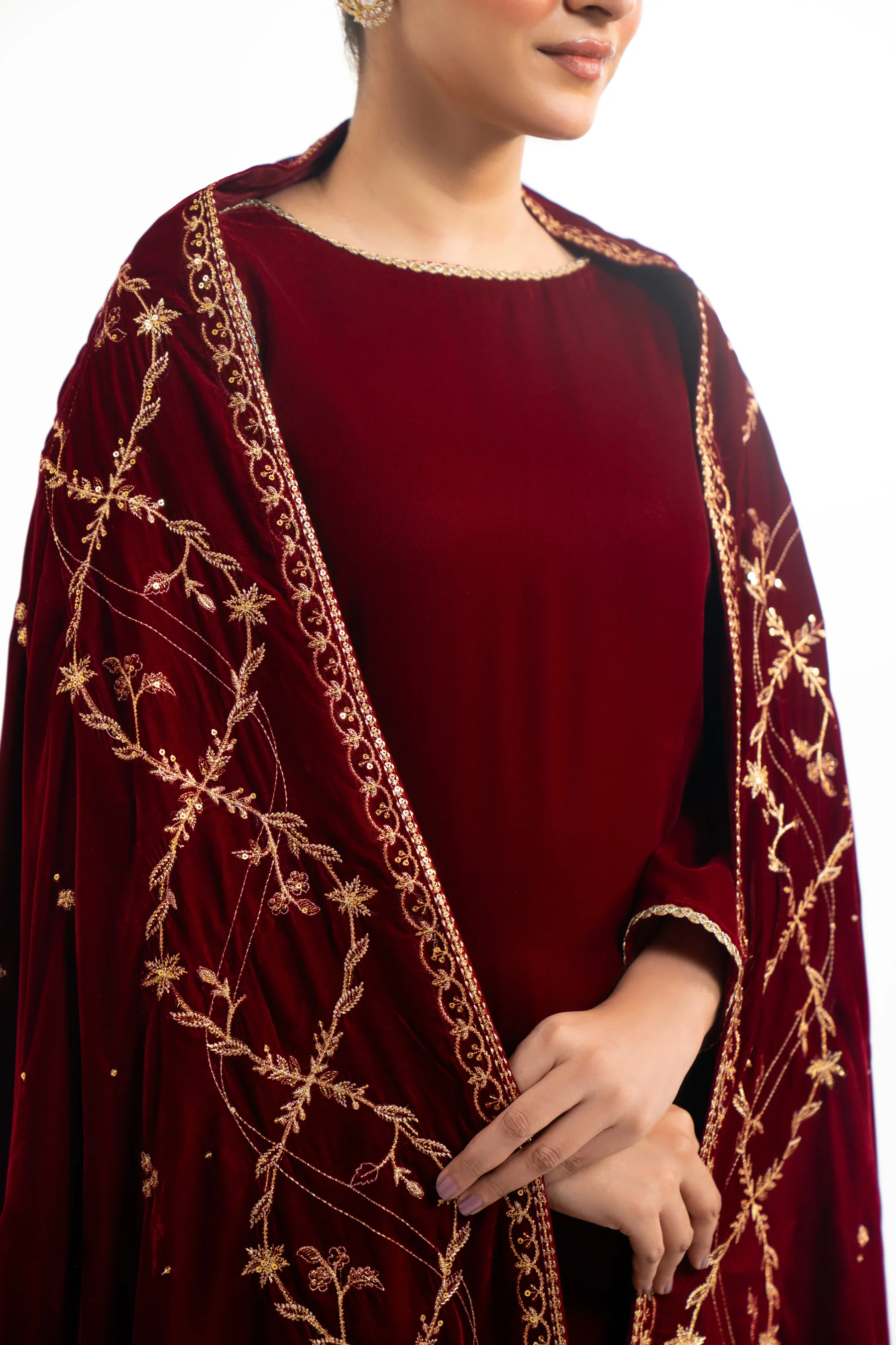 EMBROIDERED VELVET SHAWL - Image 6