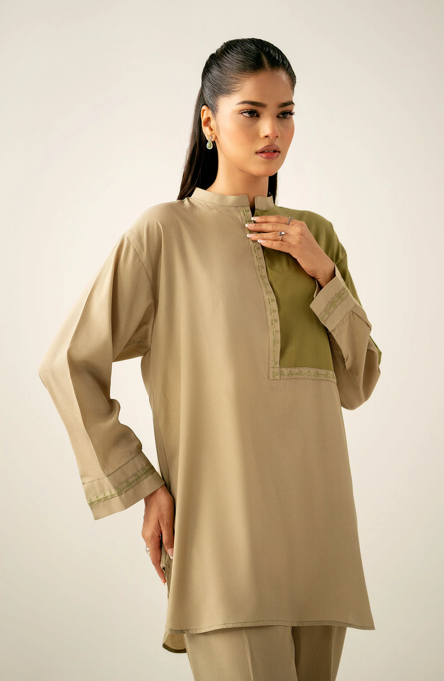 Zeen Western Silk Co-ord Set - Cream - Image 3